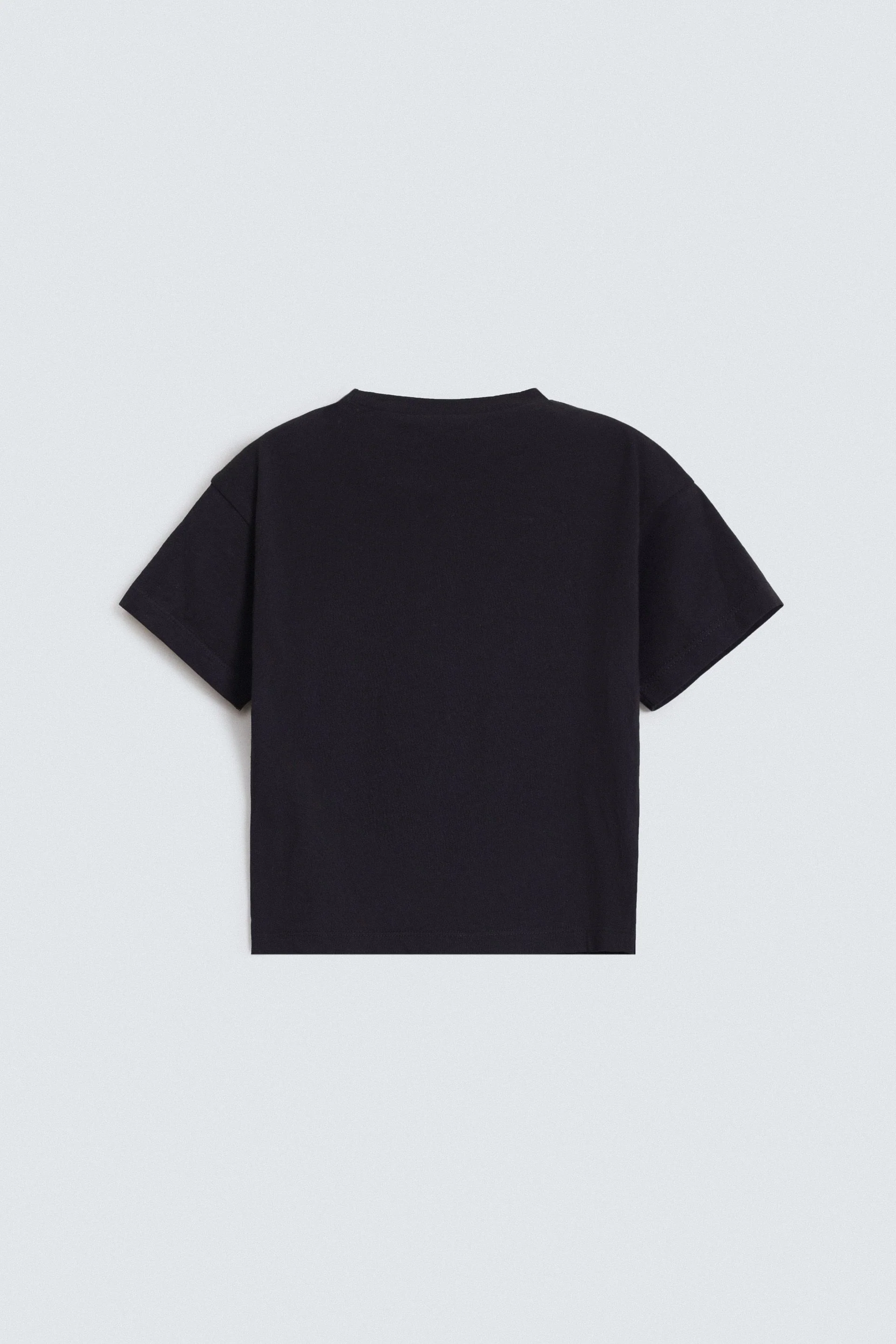 Cropped Graphic T-Shirt - Image 3