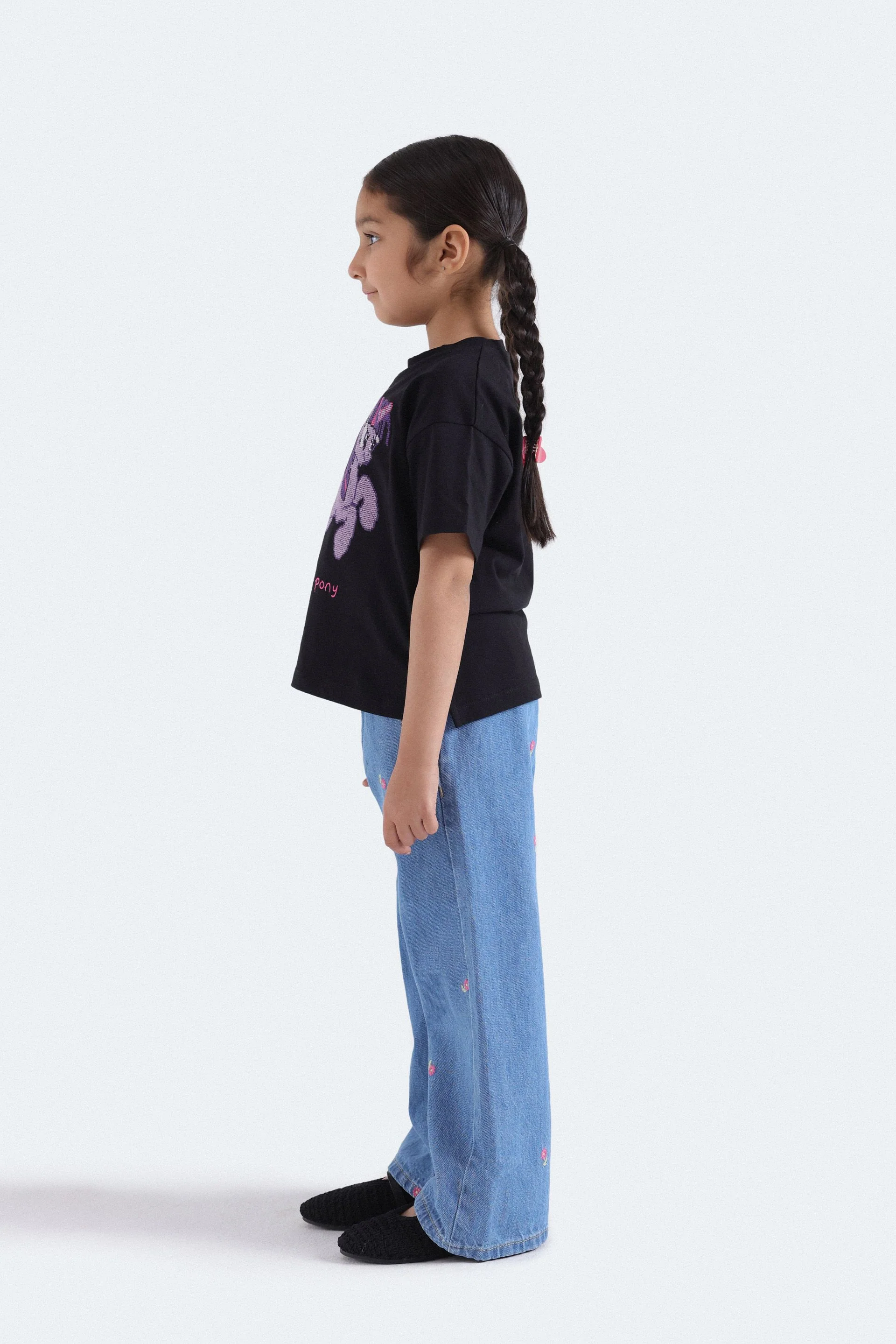 Cropped Graphic T-Shirt - Image 5