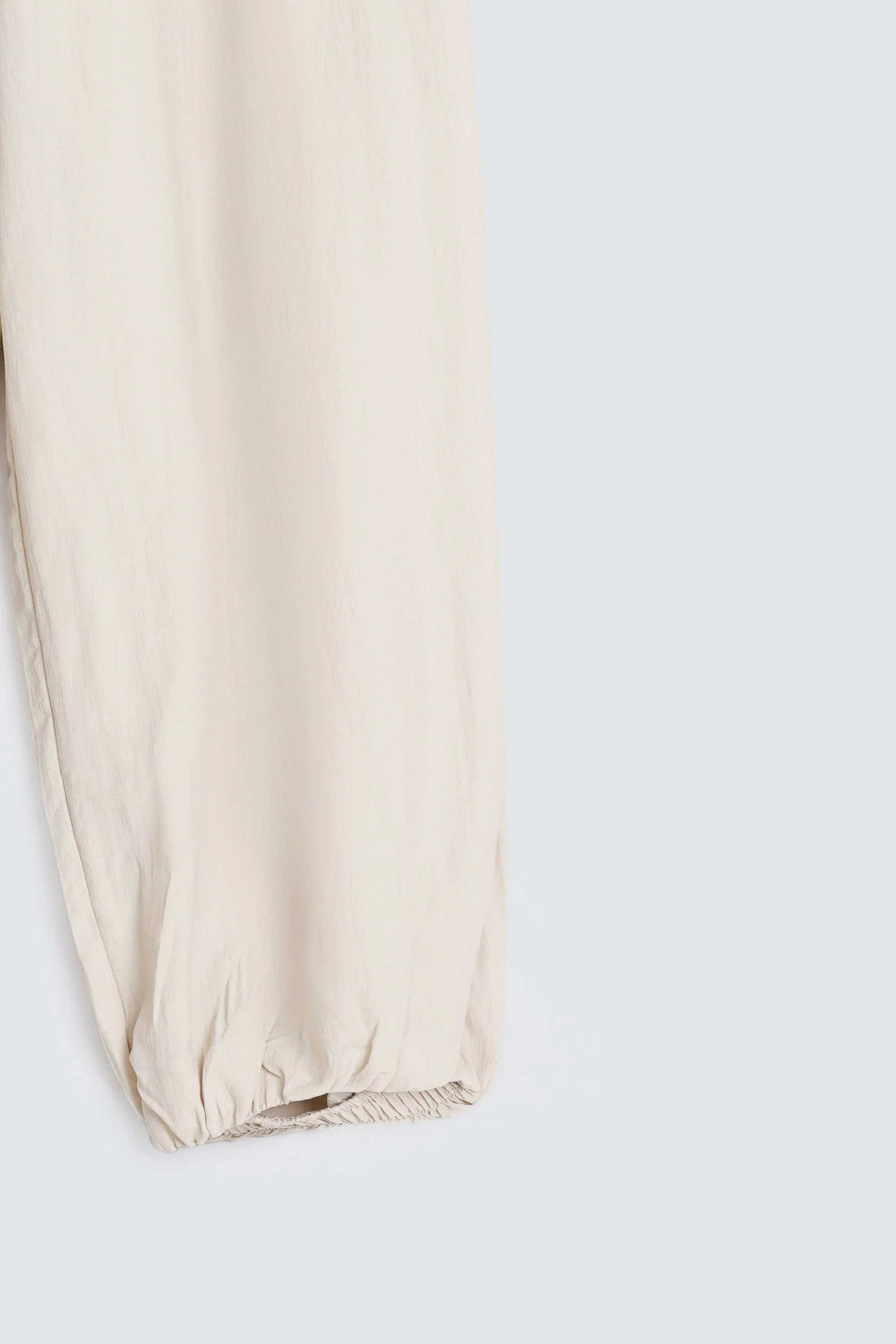 Cropped Loose Fit Trousers - Image 6