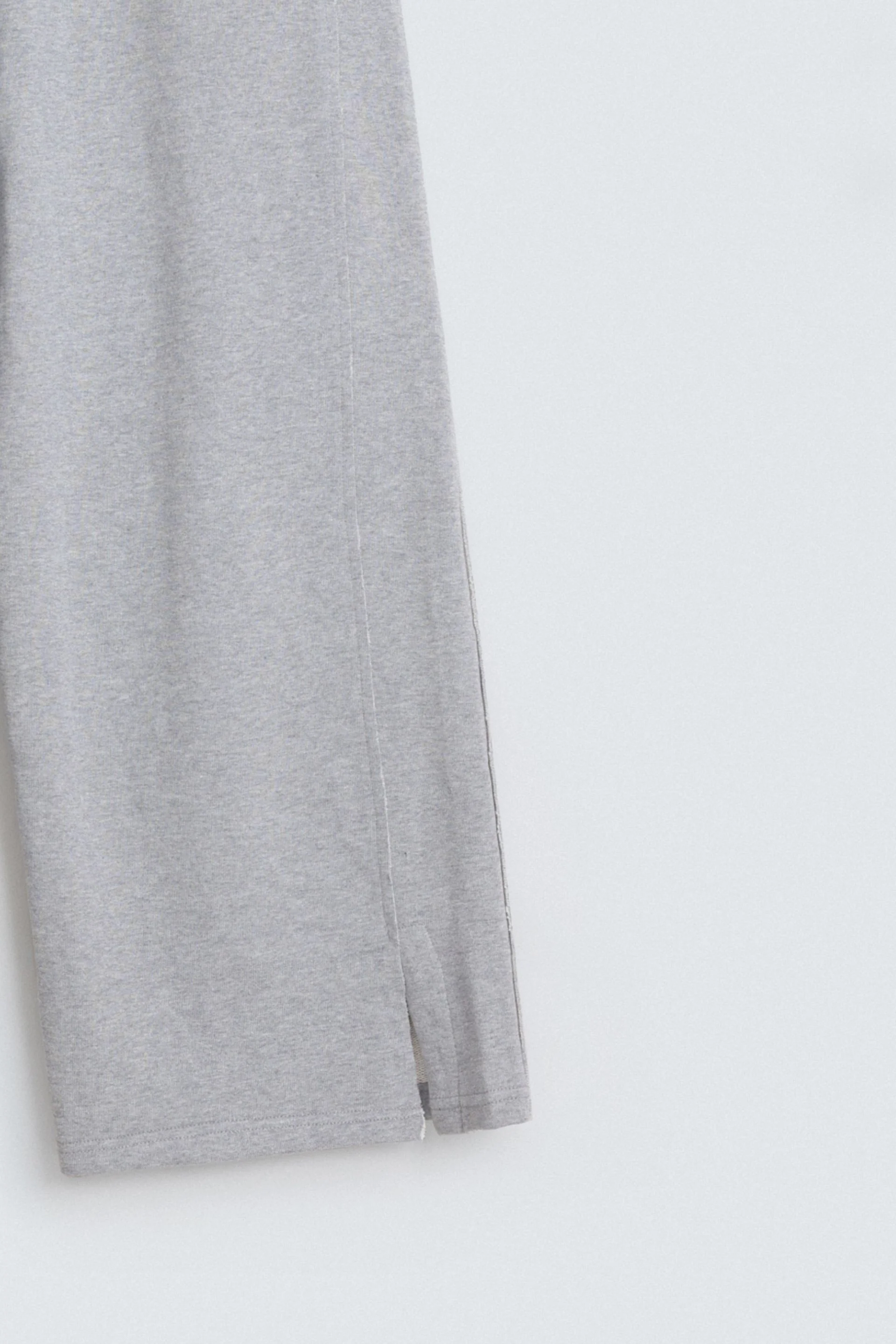 Relaxed Fit Trousers With Side Slit - Image 15