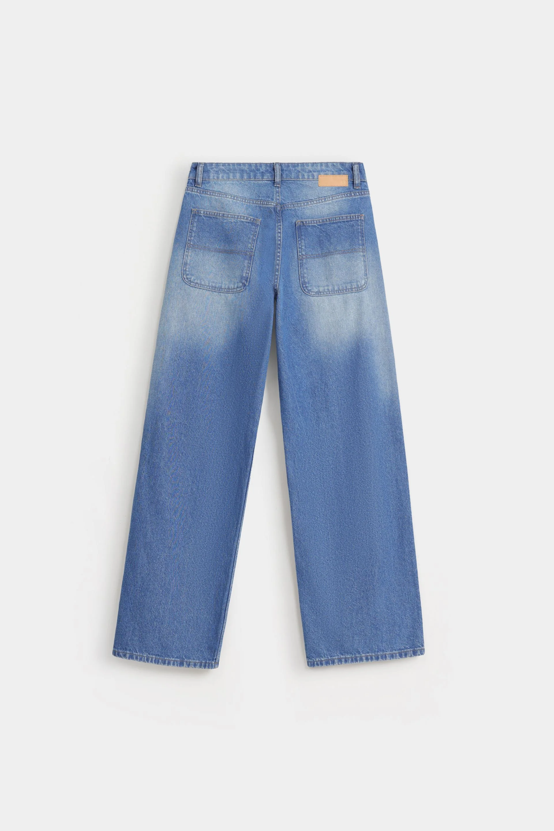 Loose Fit Jeans - Image 8