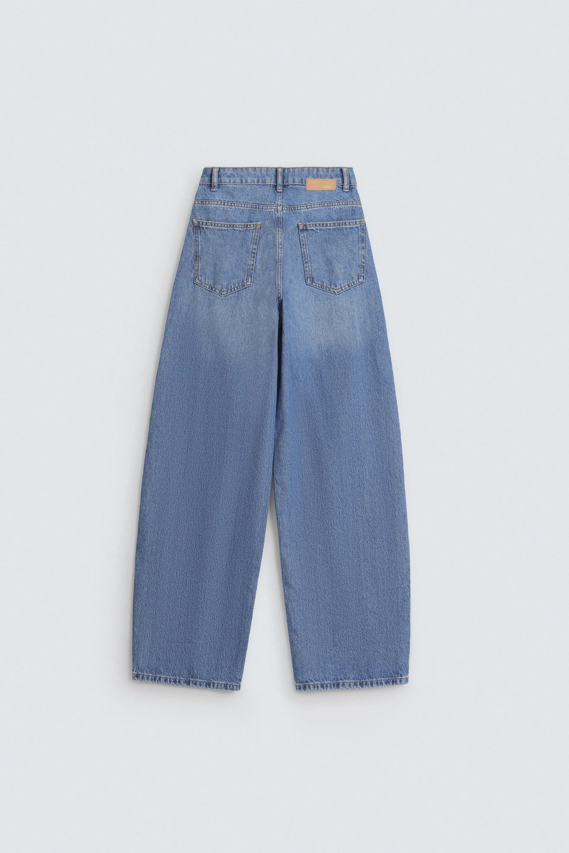 Baggy Fit Jeans - Image 9