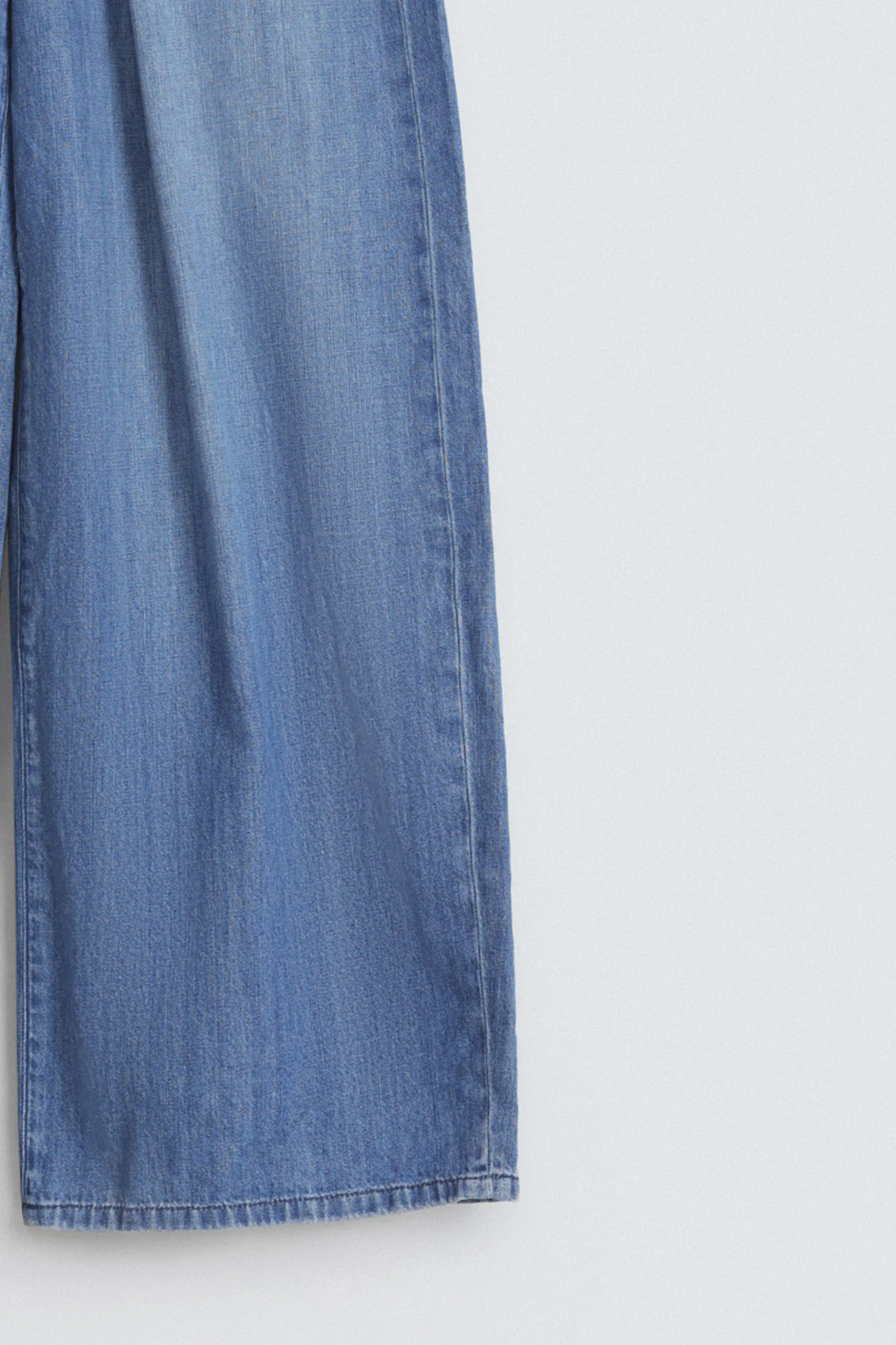 High-Waist Paper Bag Jeans - Image 8