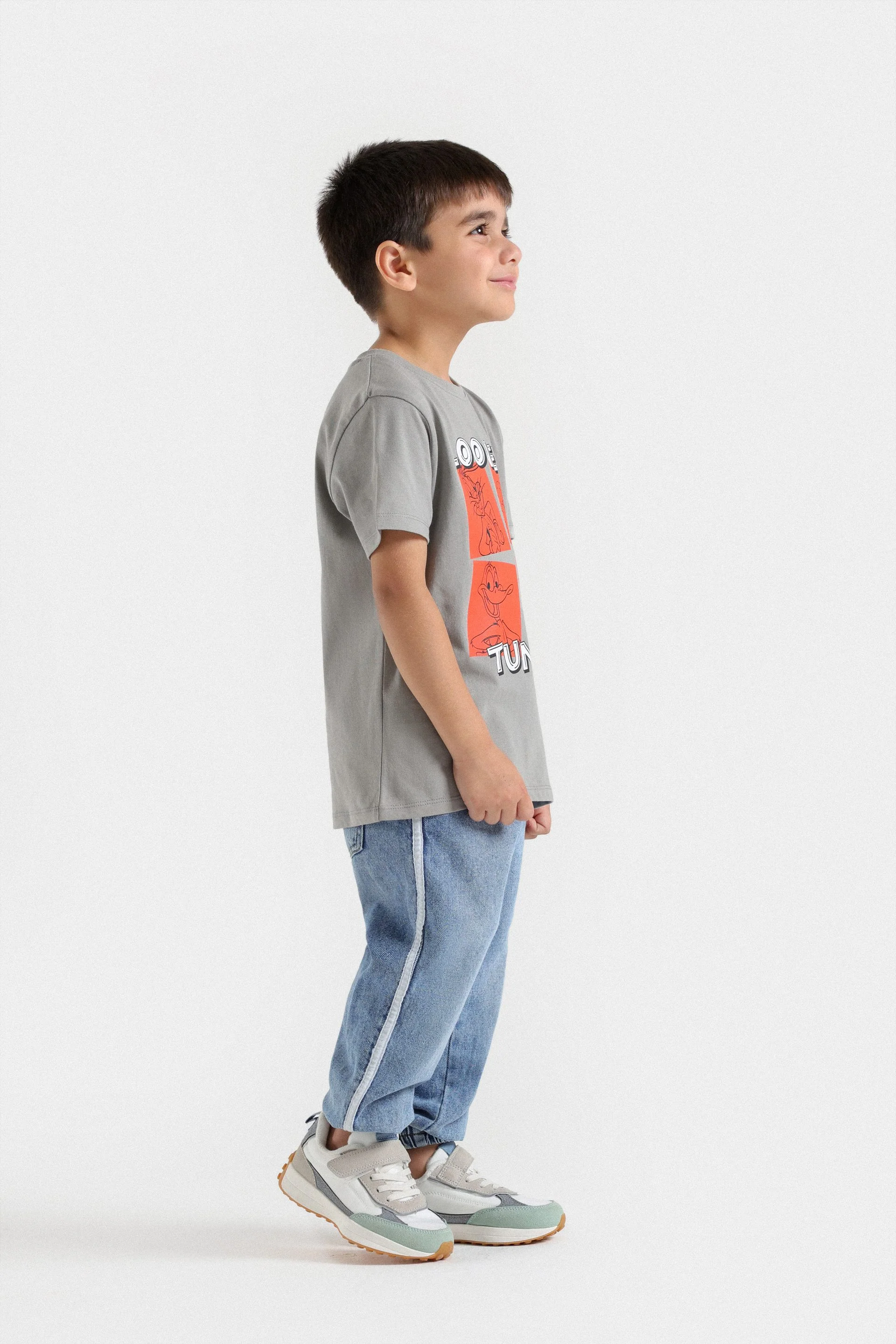 Animated Graphic T-shirt - Image 5