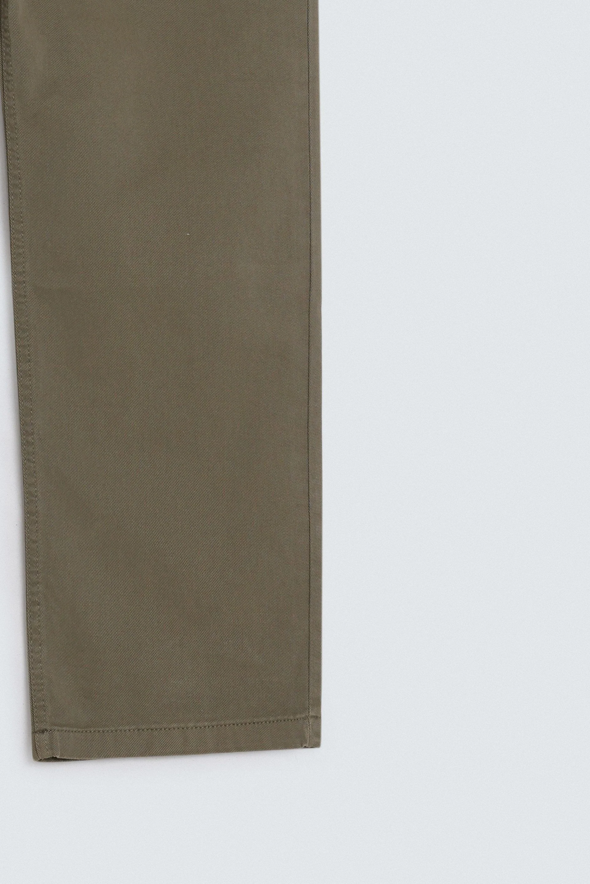 Relaxed Fit Pleated Pants - Image 7