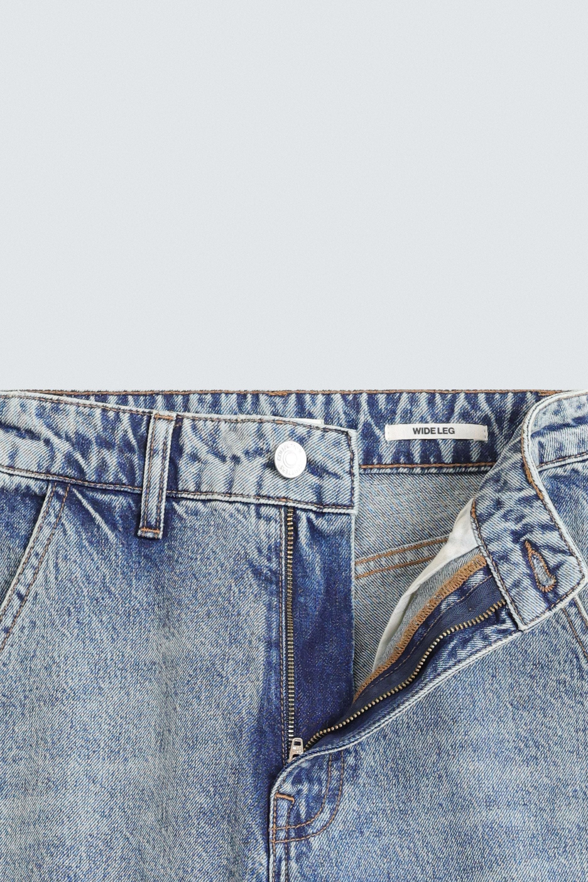 Wide Leg Fit Jeans - Image 6
