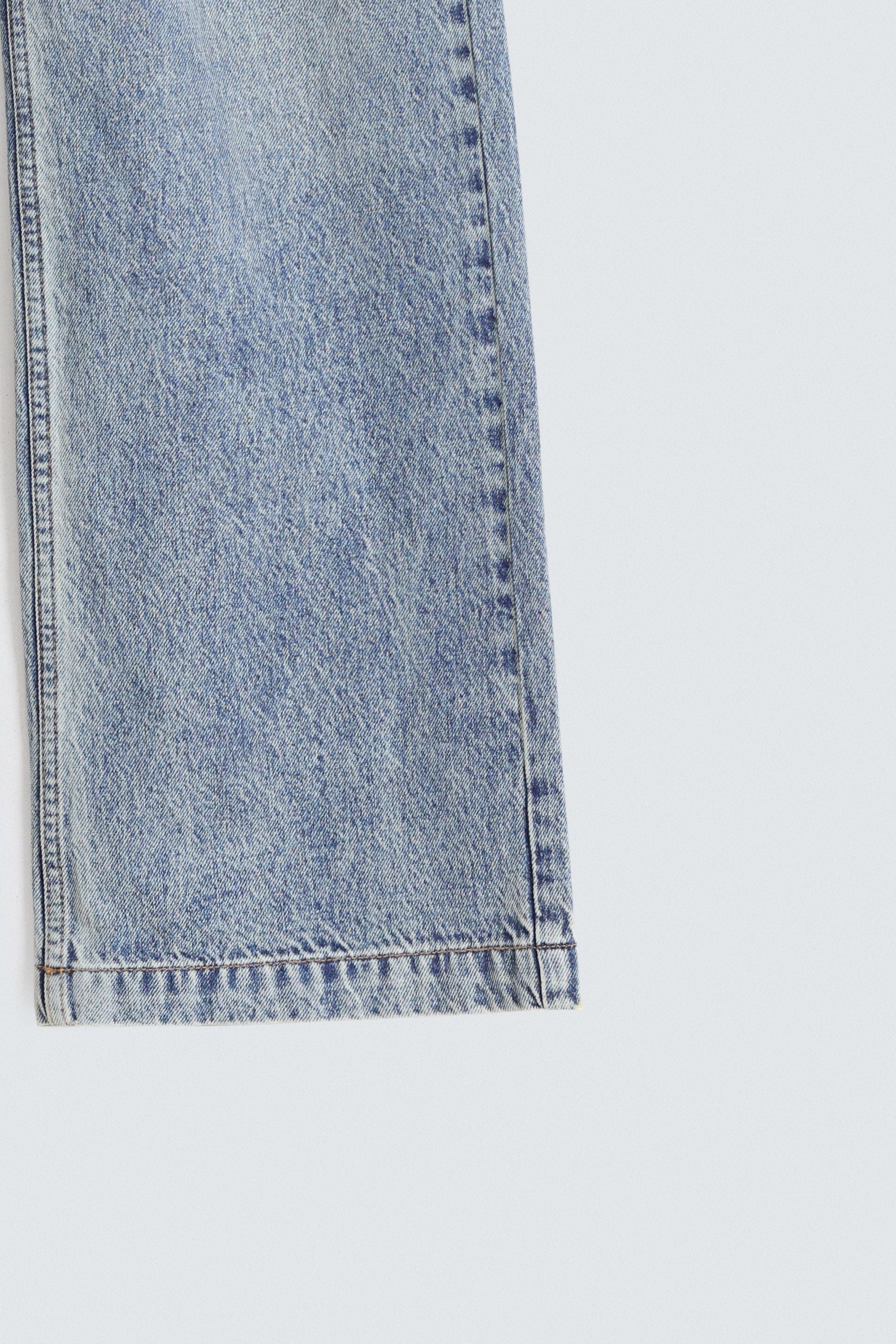 Wide Leg Fit Jeans - Image 7
