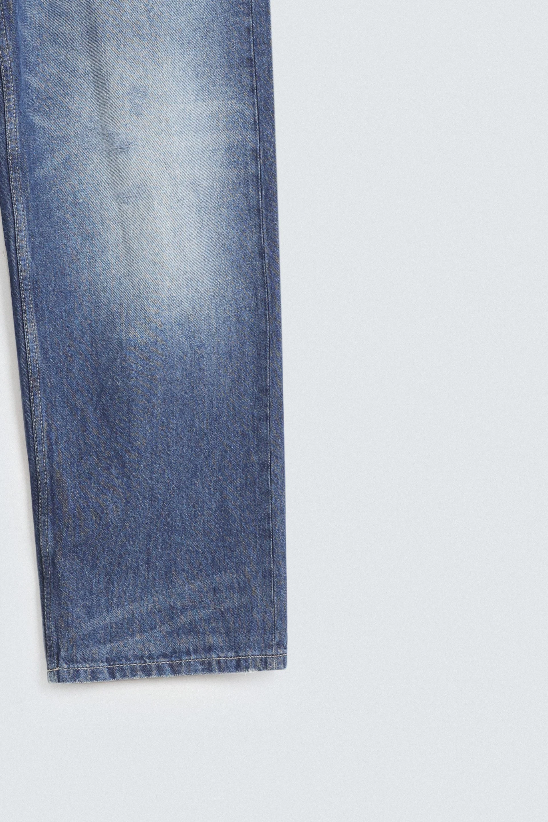 Baggy Fit Jeans - Image 7