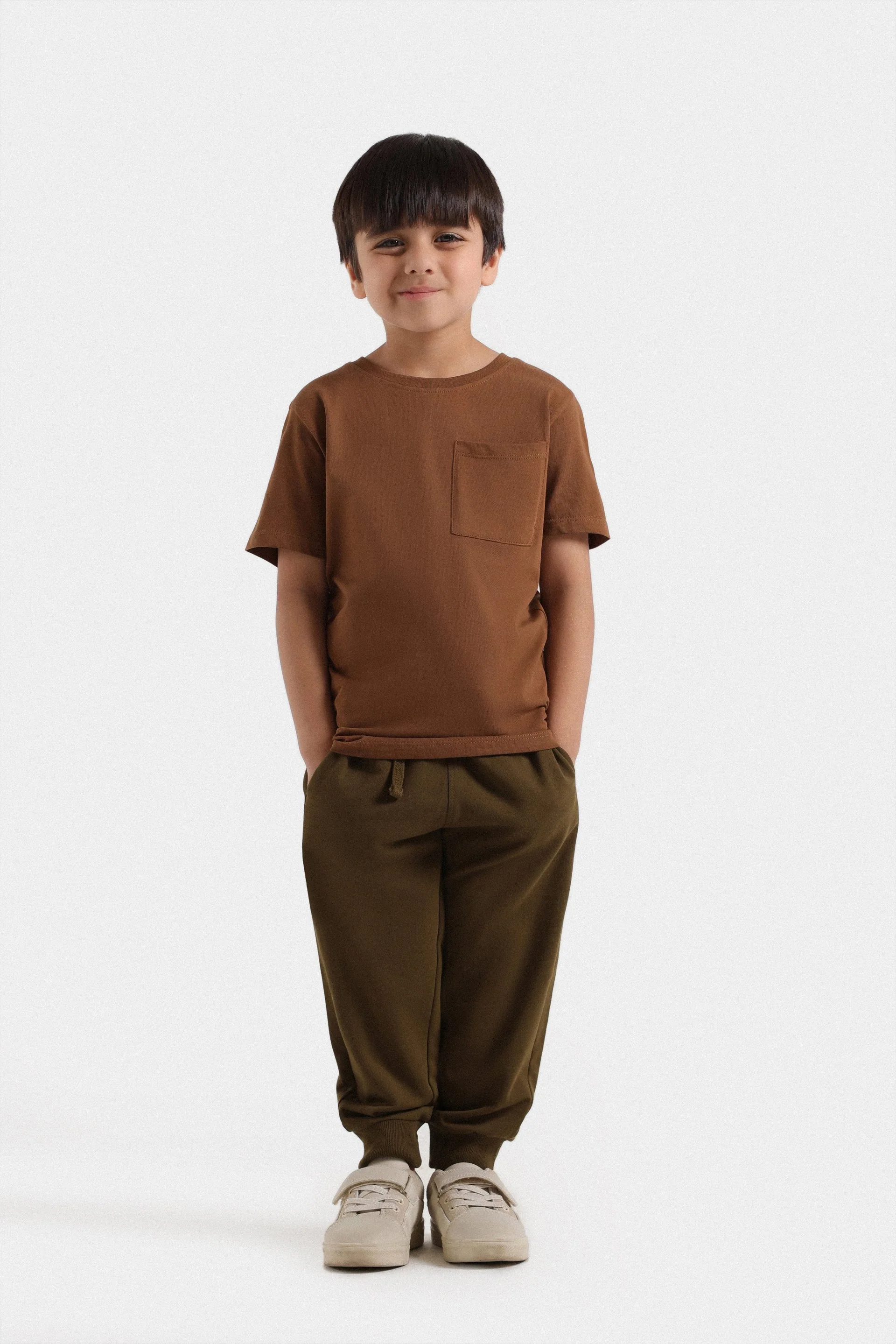 Basic T-Shirt With Patch Pocket - Image 4