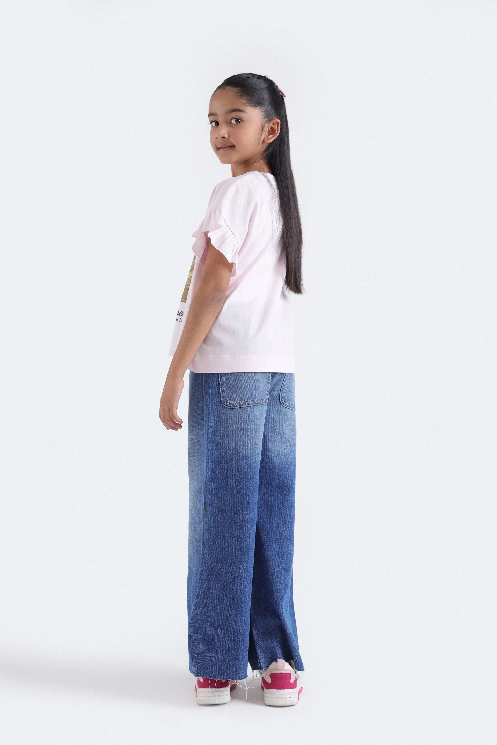 Cropped Graphic T-Shirt - Image 6