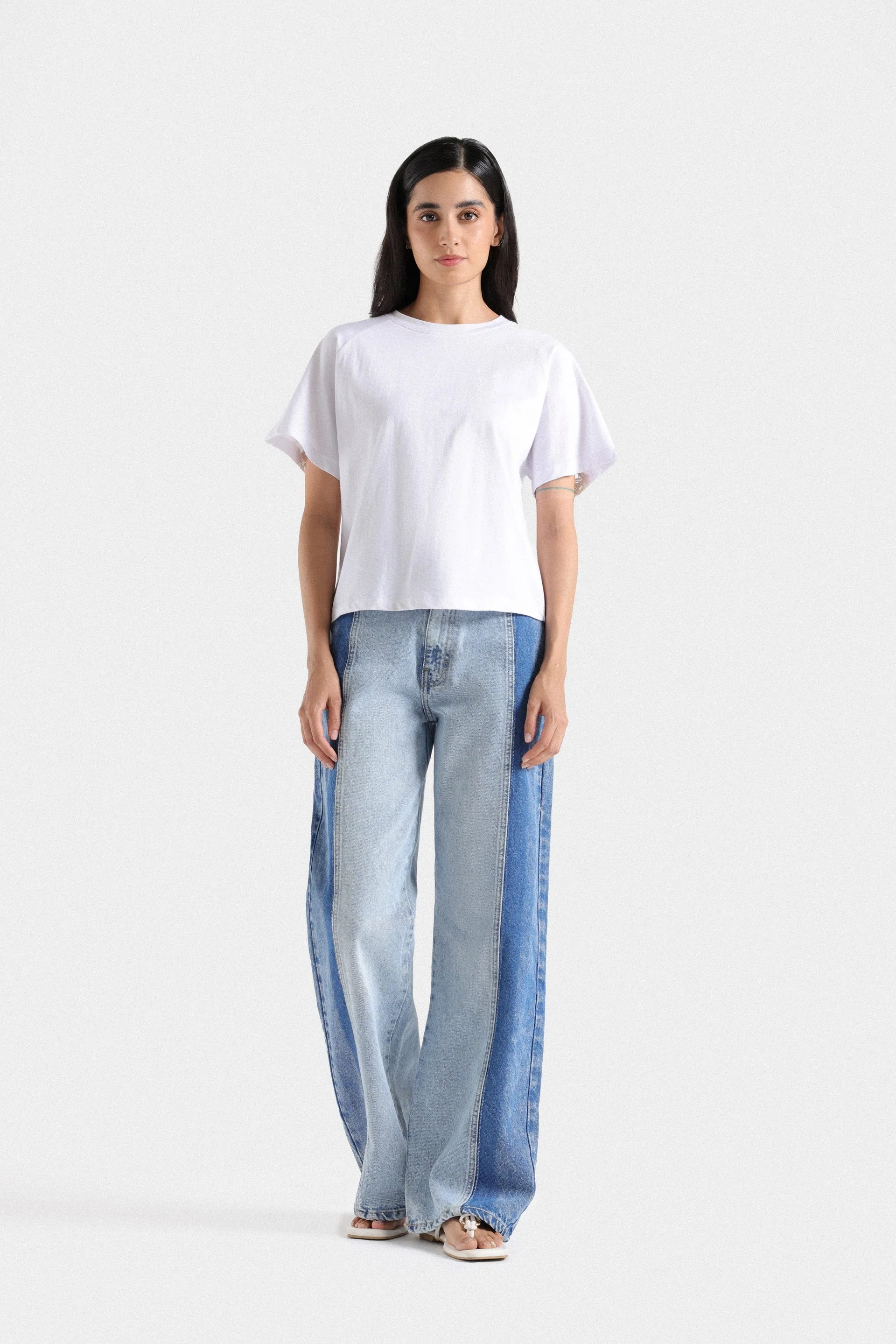 Basic Raglan Cropped T-Shirt - Image 4