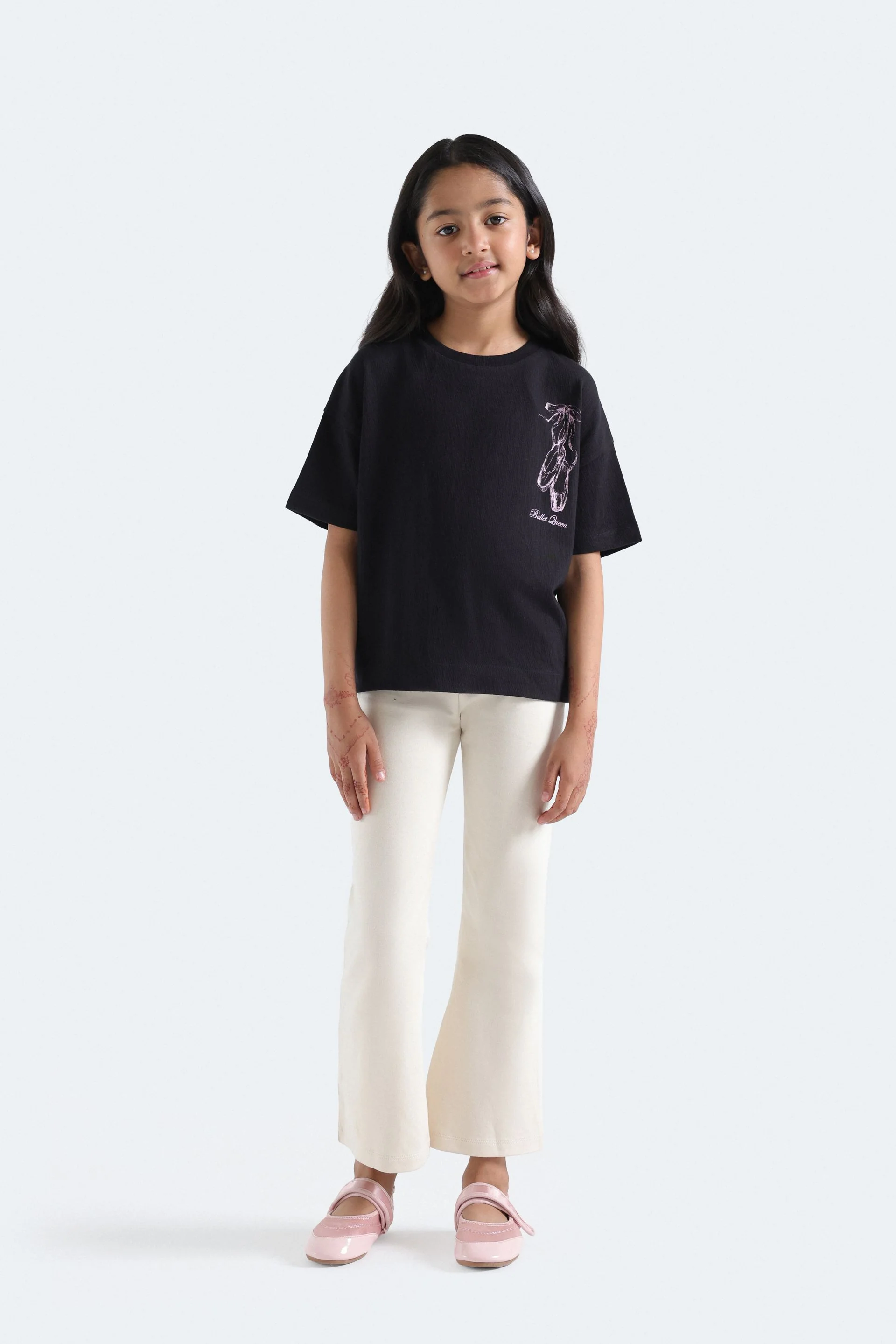 Cropped Graphic T-Shirt - Image 4