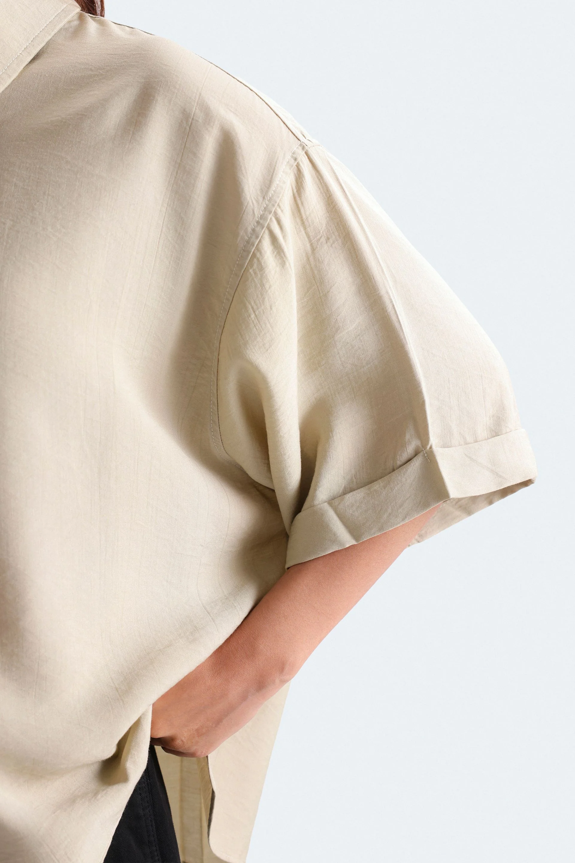 Button Up Shirt - Image 16