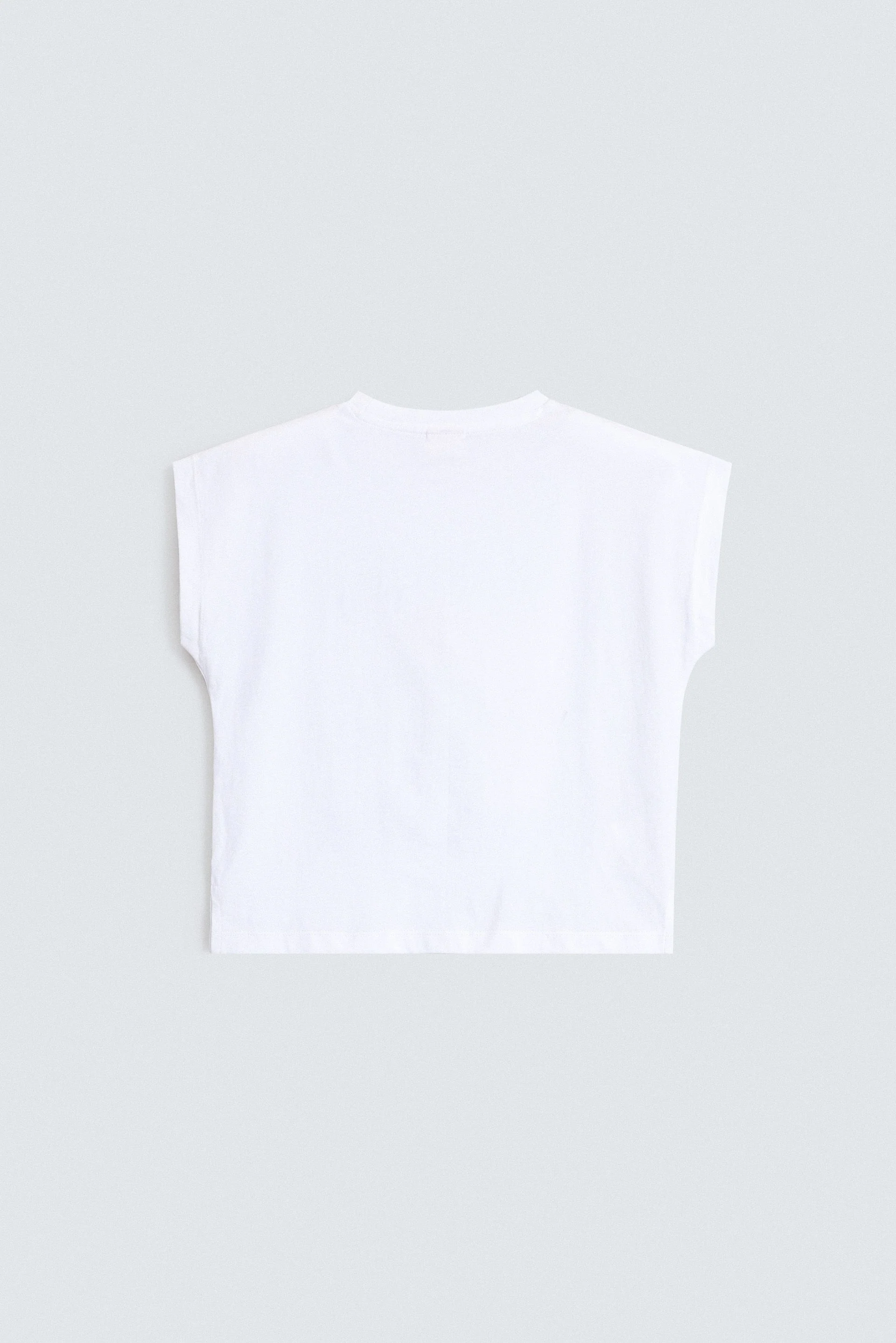 Cropped Graphic T-Shirt - Image 3