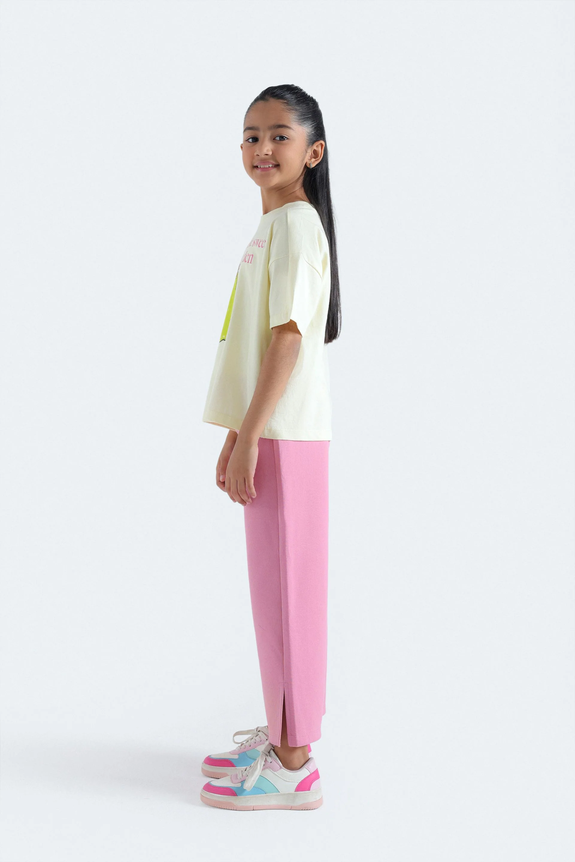 Cropped Graphic T-Shirt - Image 5