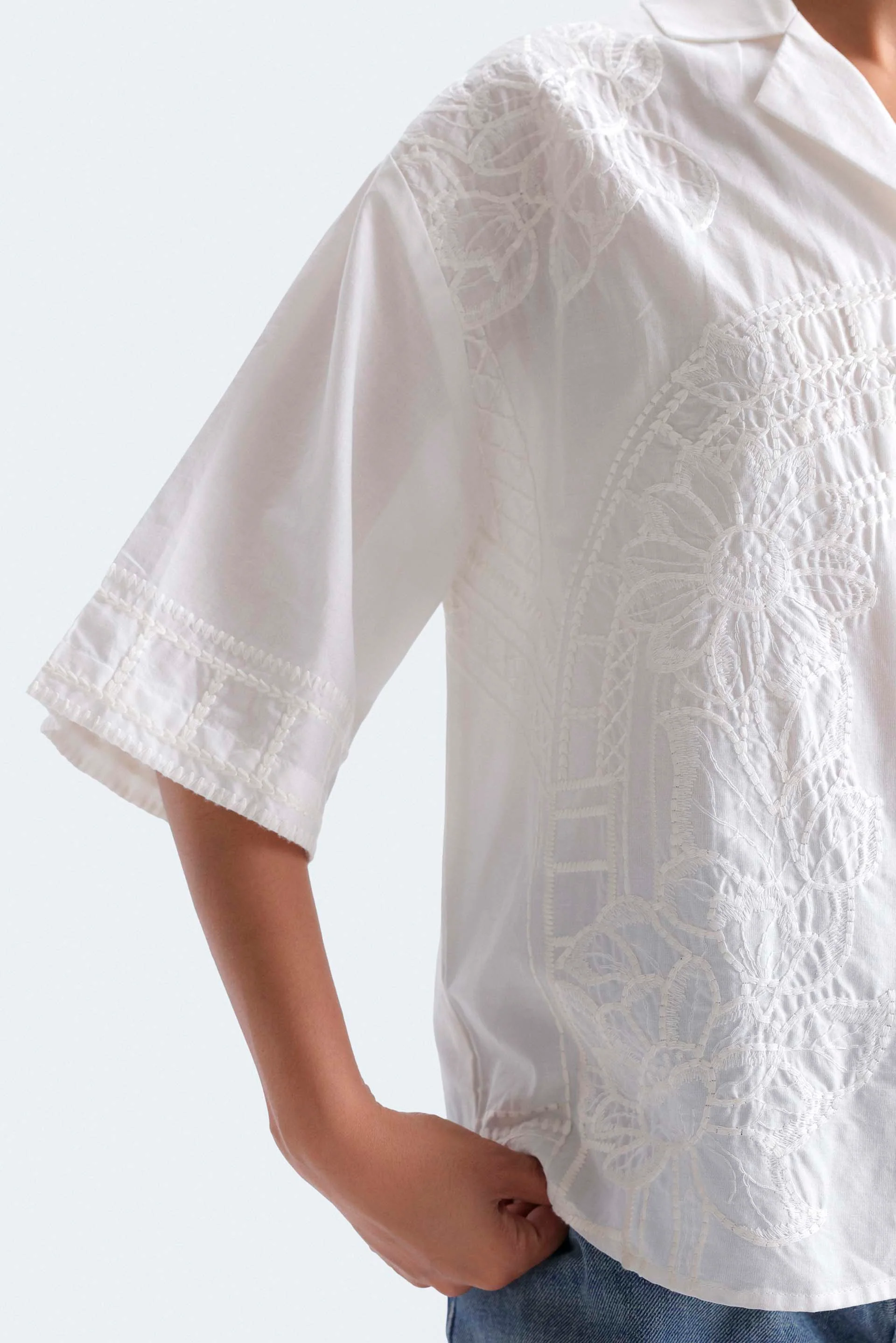Cropped Embroidered Shirt - Image 2