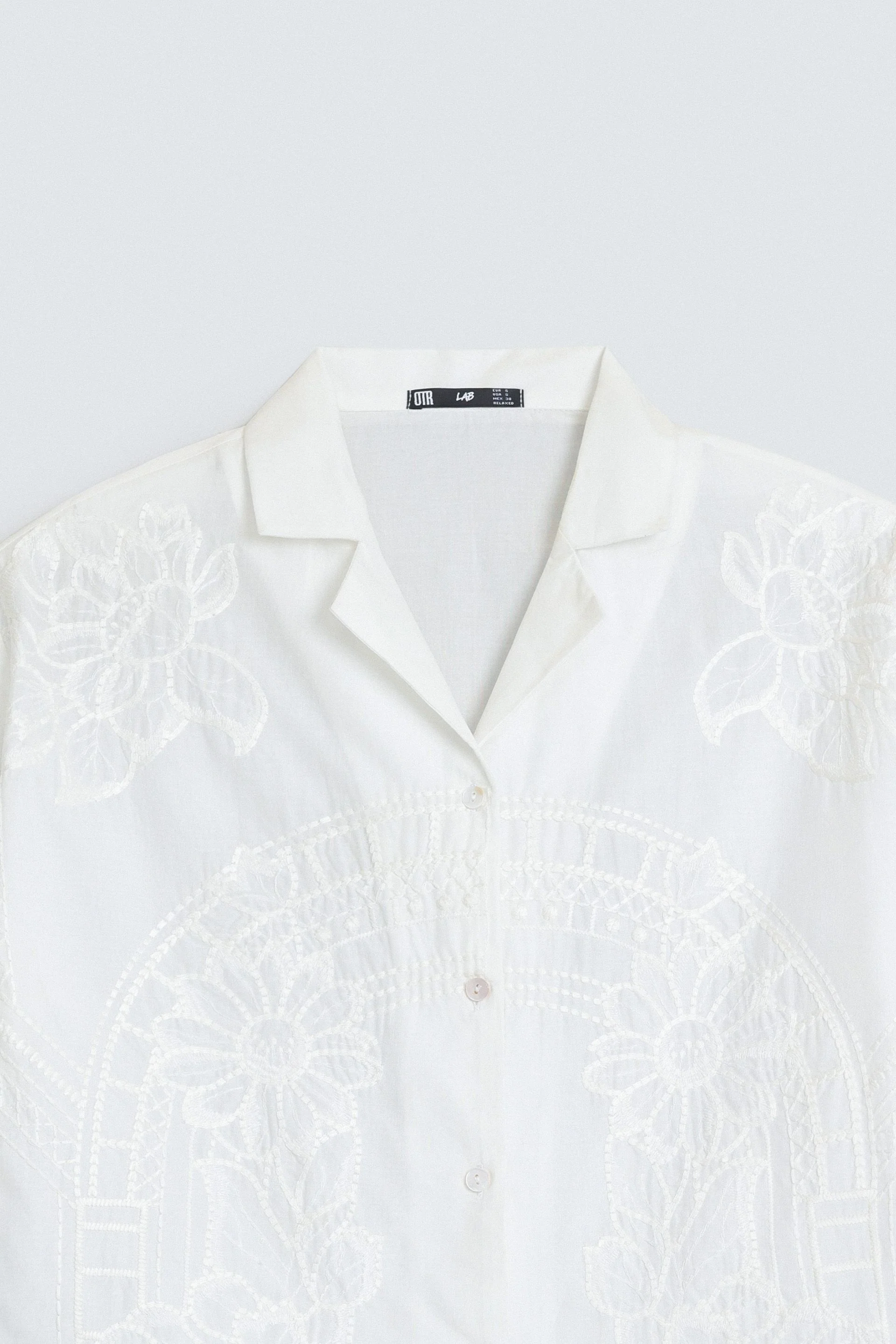 Cropped Embroidered Shirt - Image 7