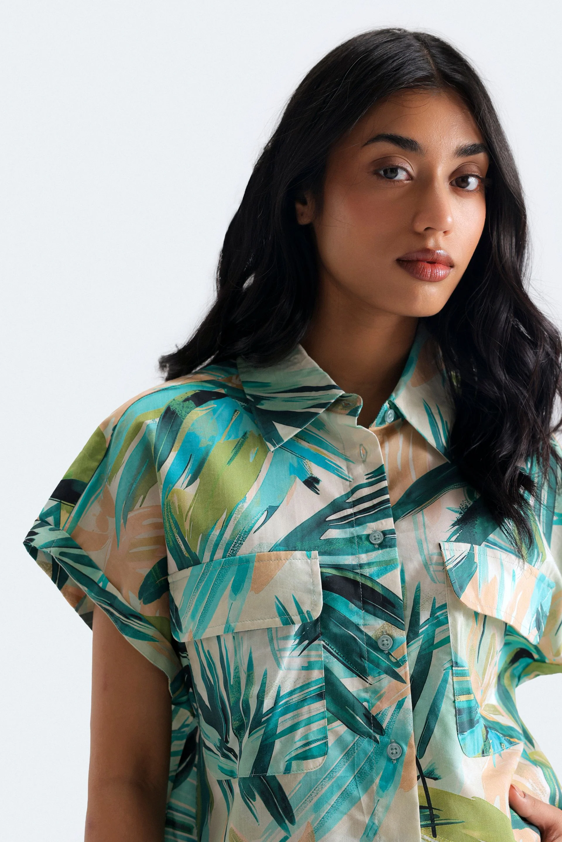 Cropped Printed Shirt - Image 2