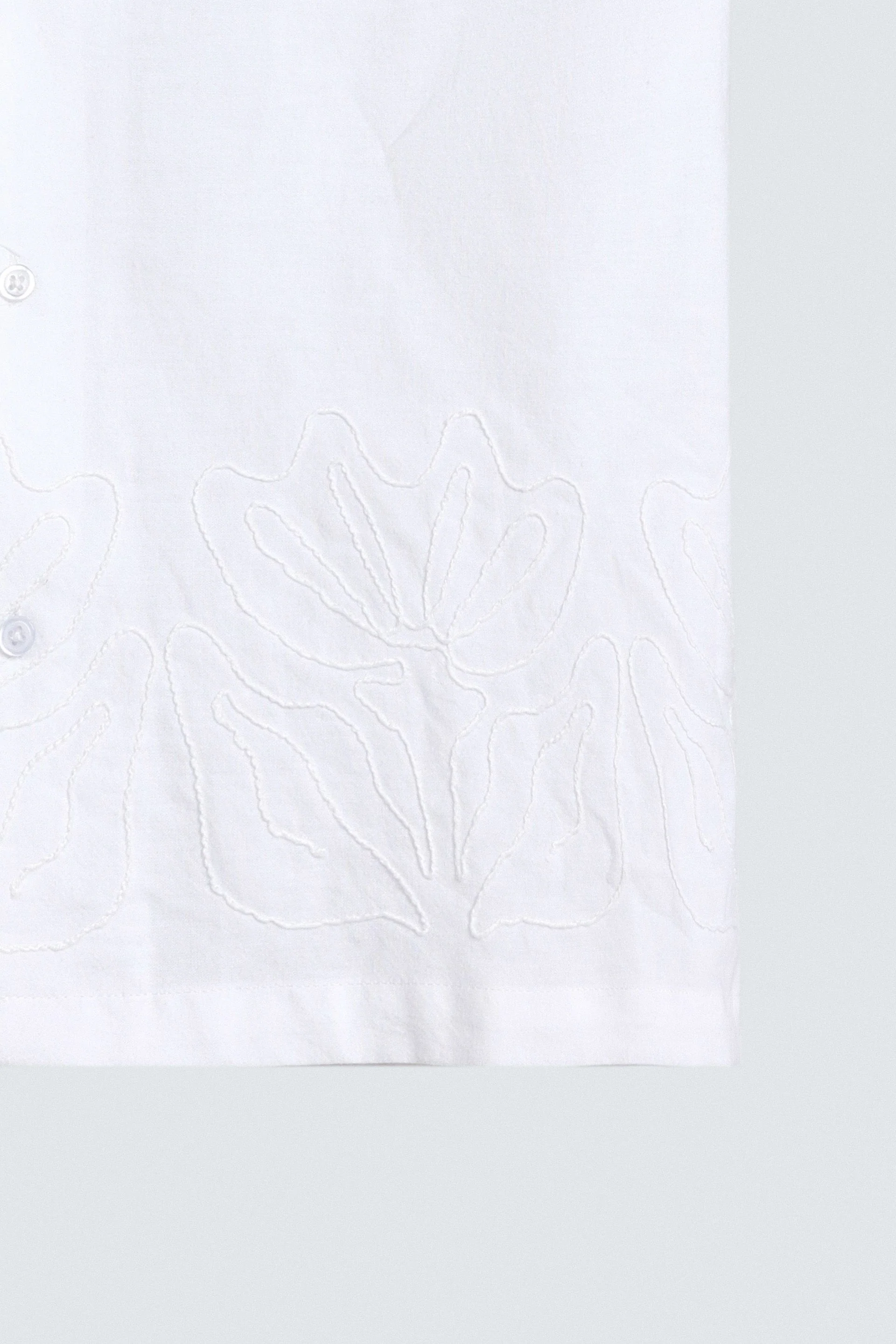 Embroidered Resort Collar Shirt - Image 7