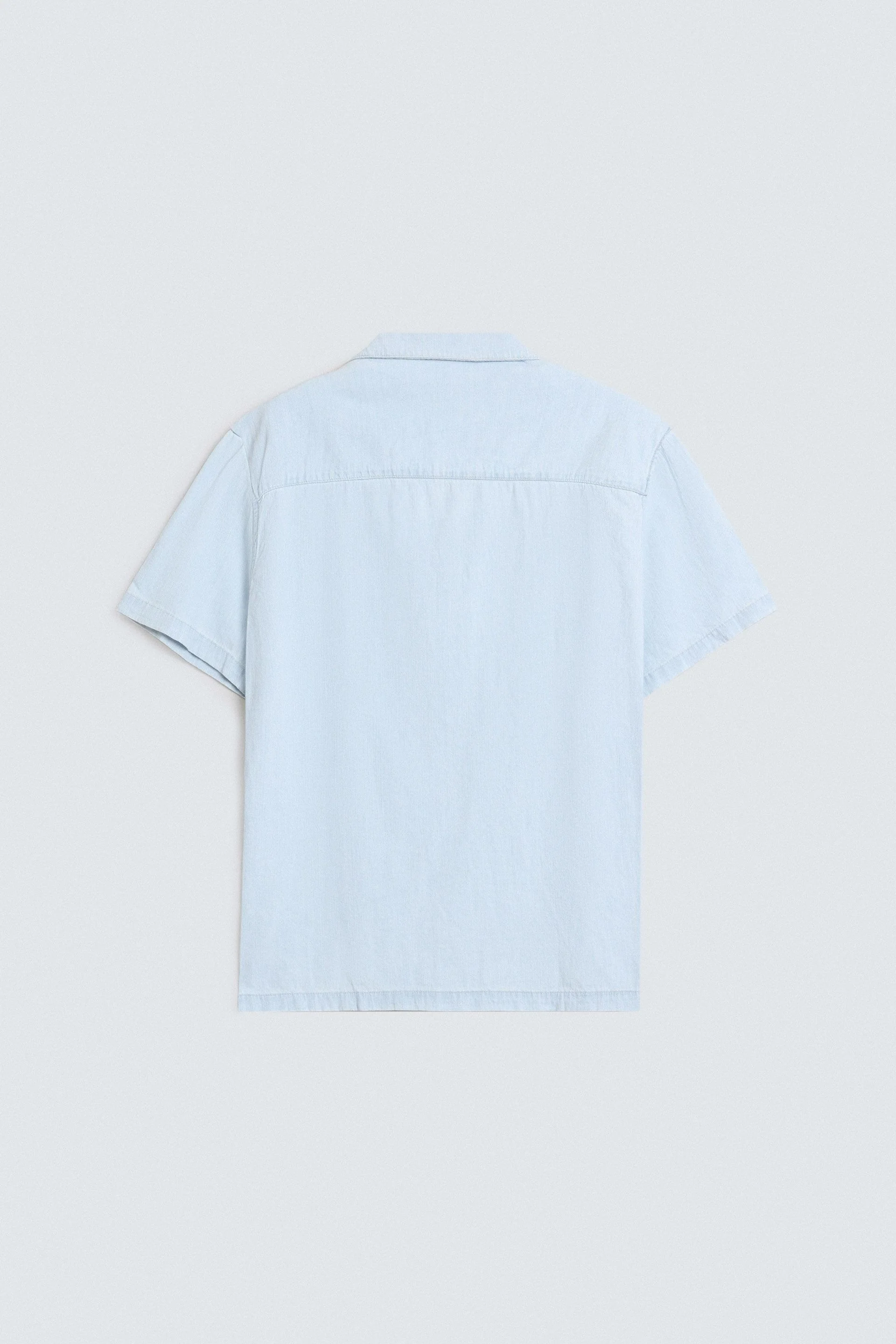 Resort Collar Denim Shirt - Image 7