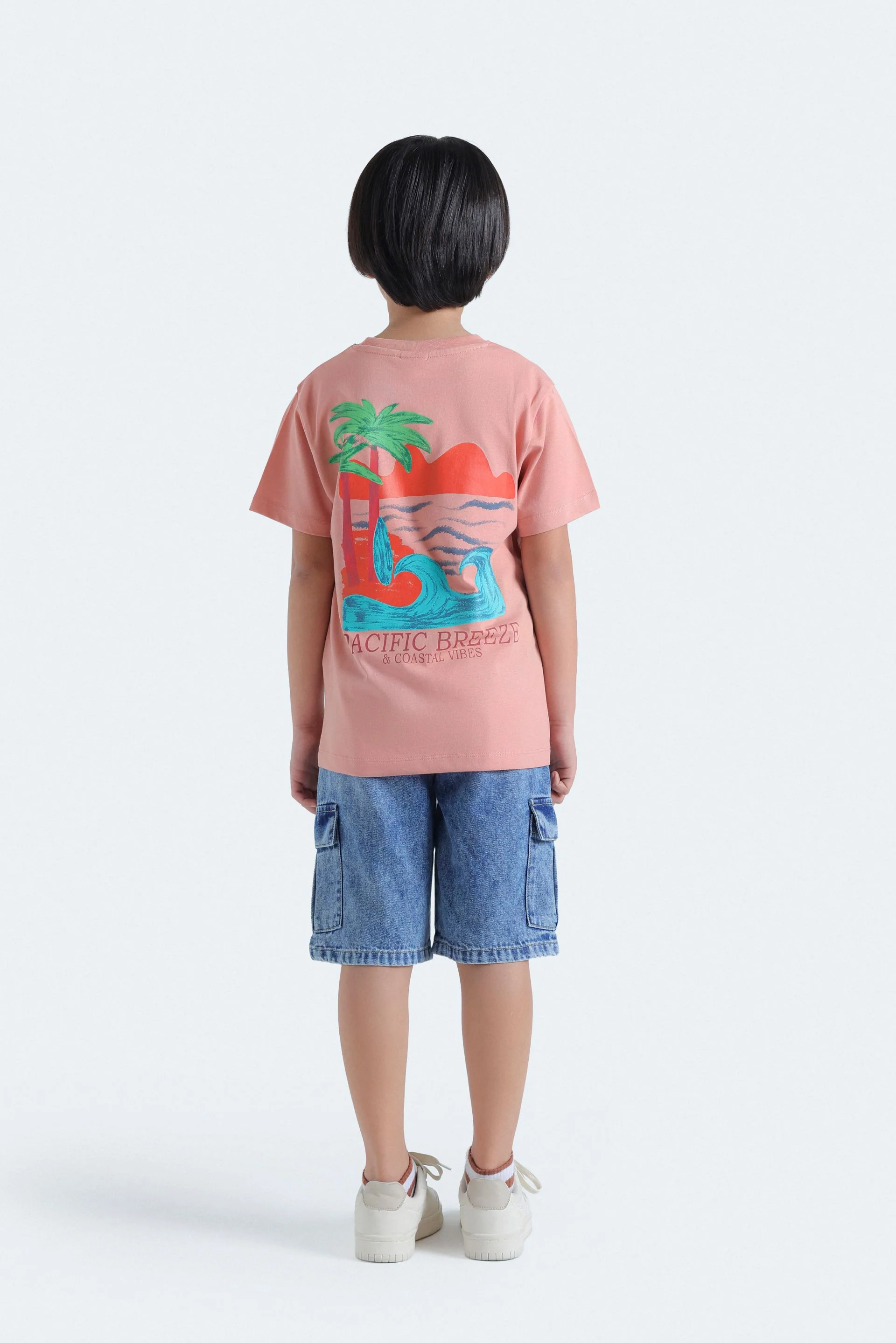 Tropical Graphic T-Shirt - Image 6