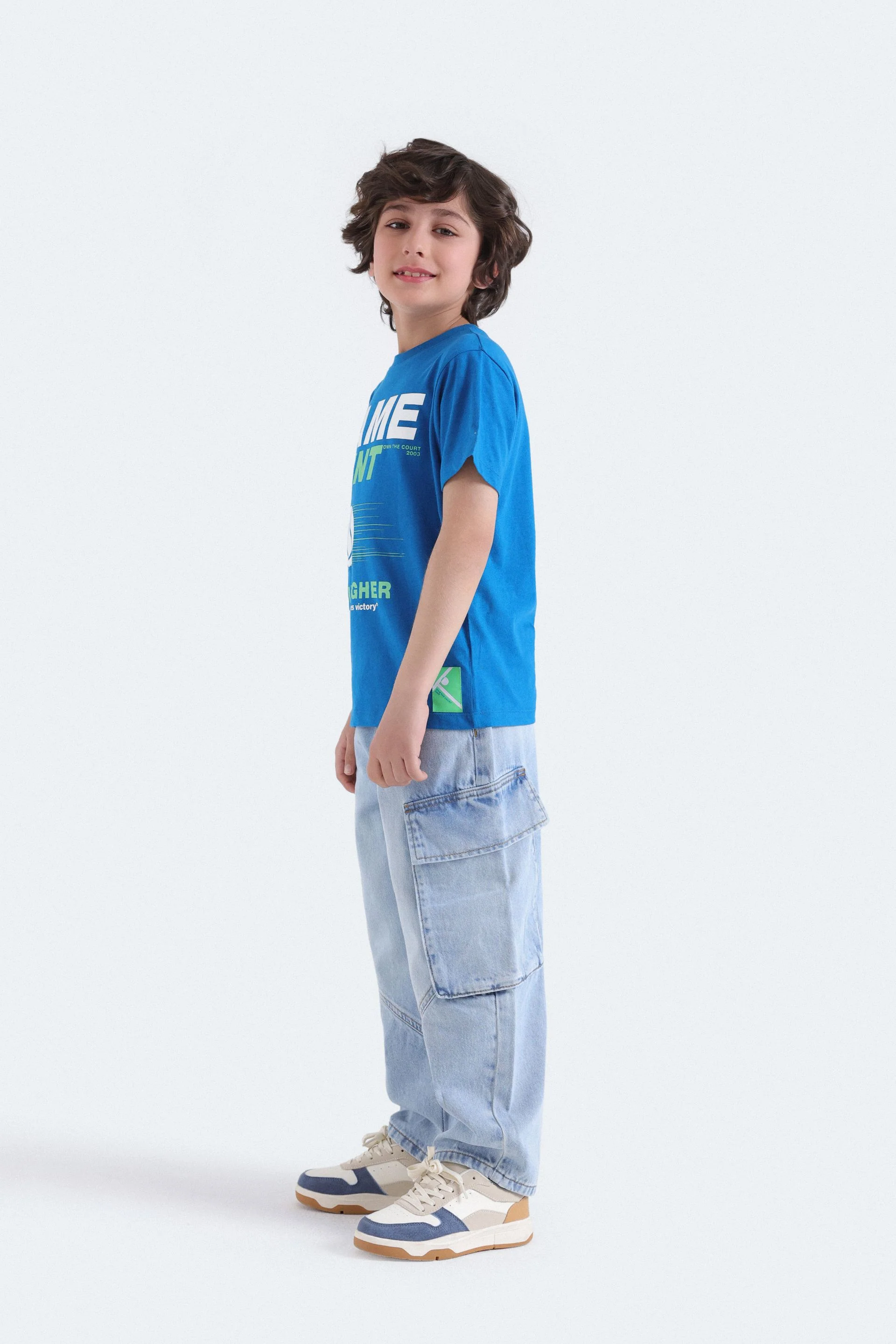 Graphic T-Shirt With Label Patch - Image 5
