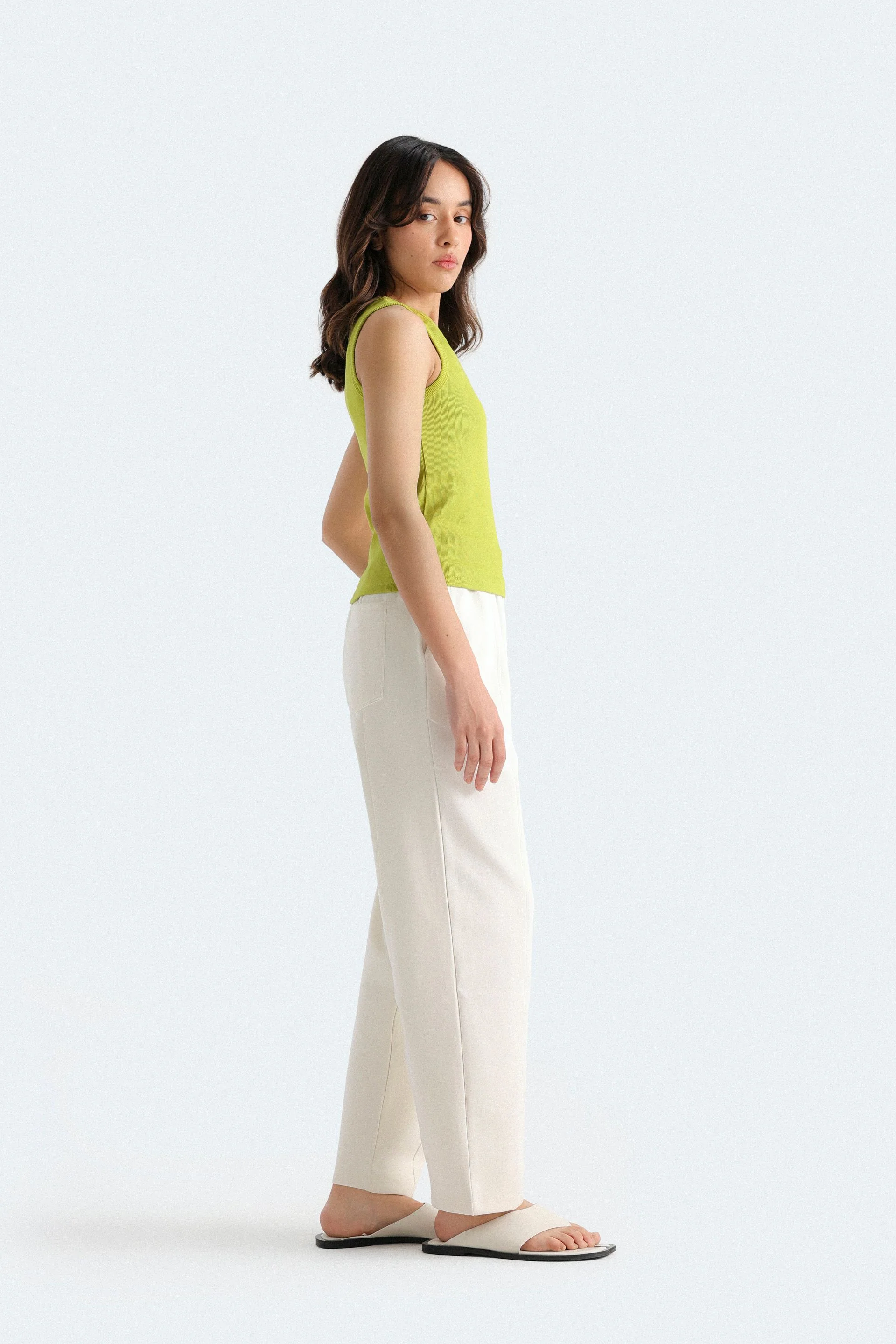 Cropped Ribbed Tank Top - Image 3