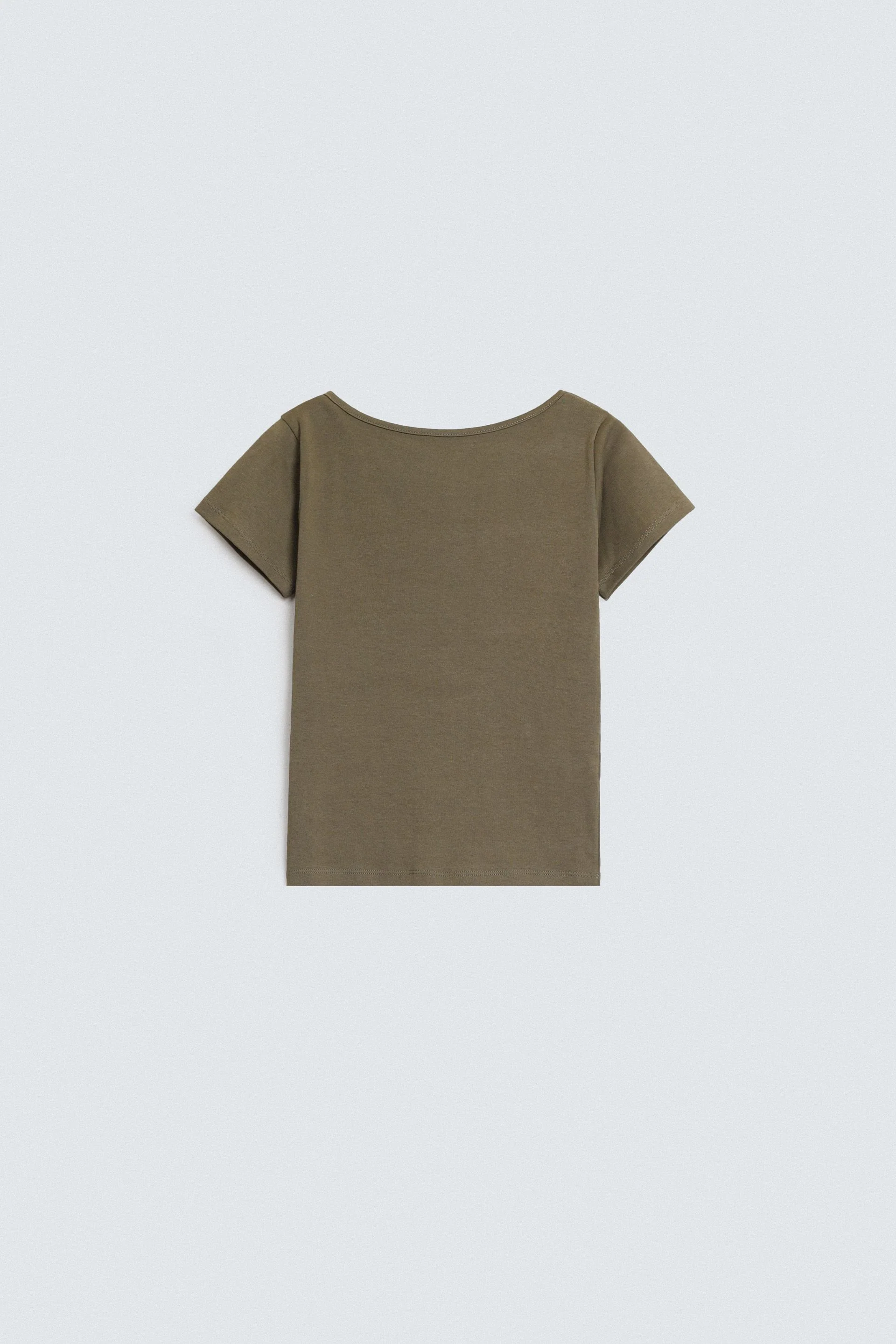 Super Cropped T-Shirt - Image 14