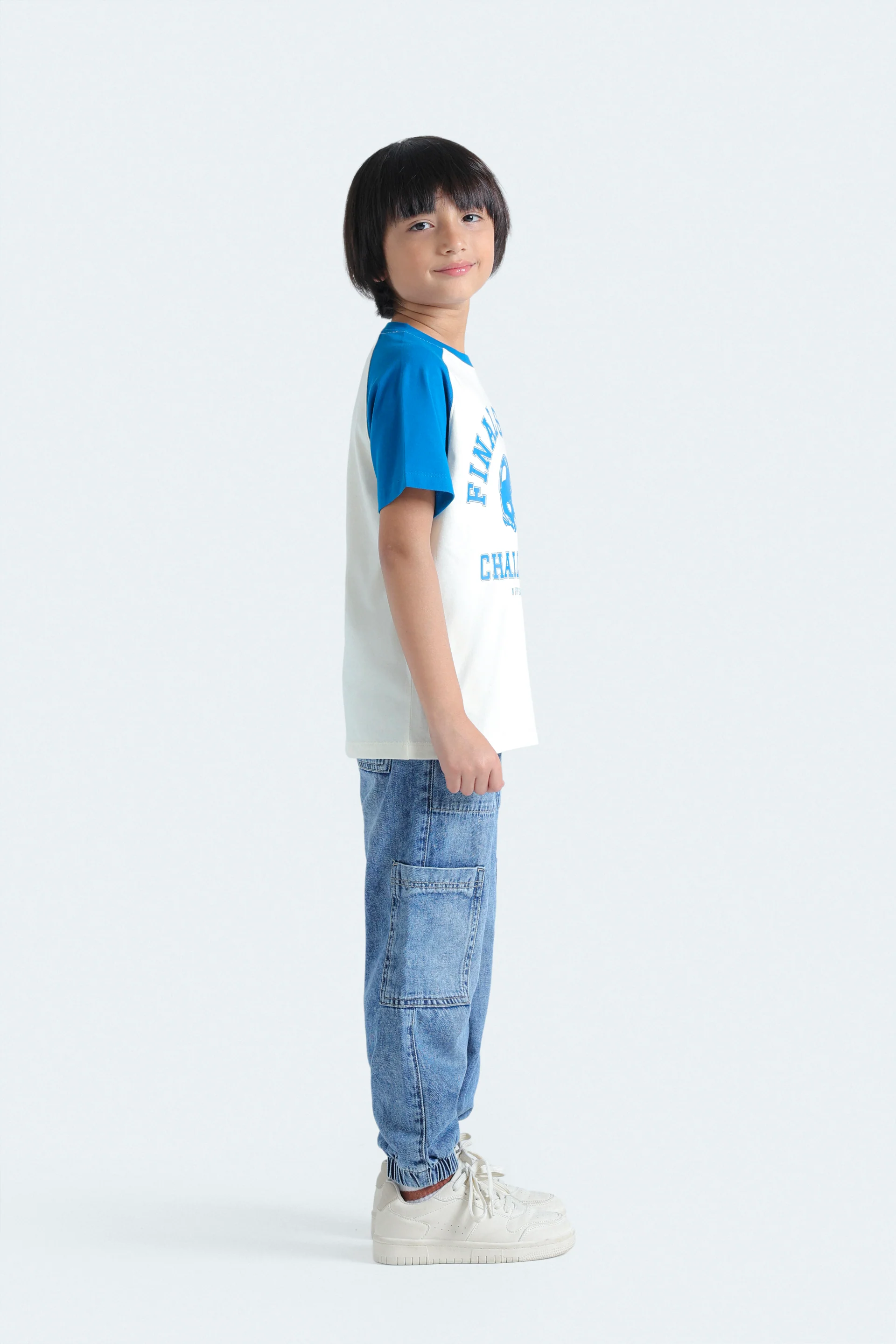 Color Block Raglan T-Shirt - Image 5