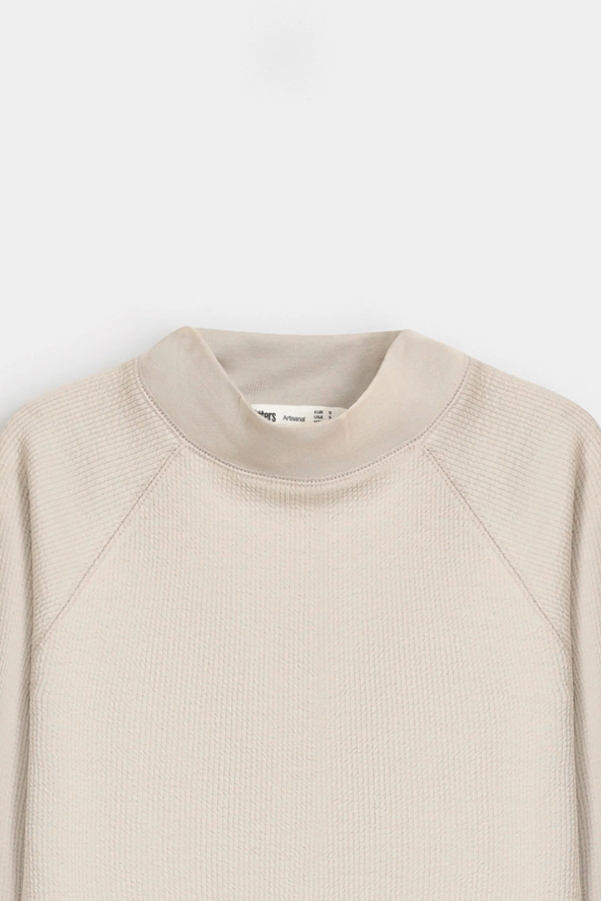 Raglan Sleeves T-Shirt - Image 13