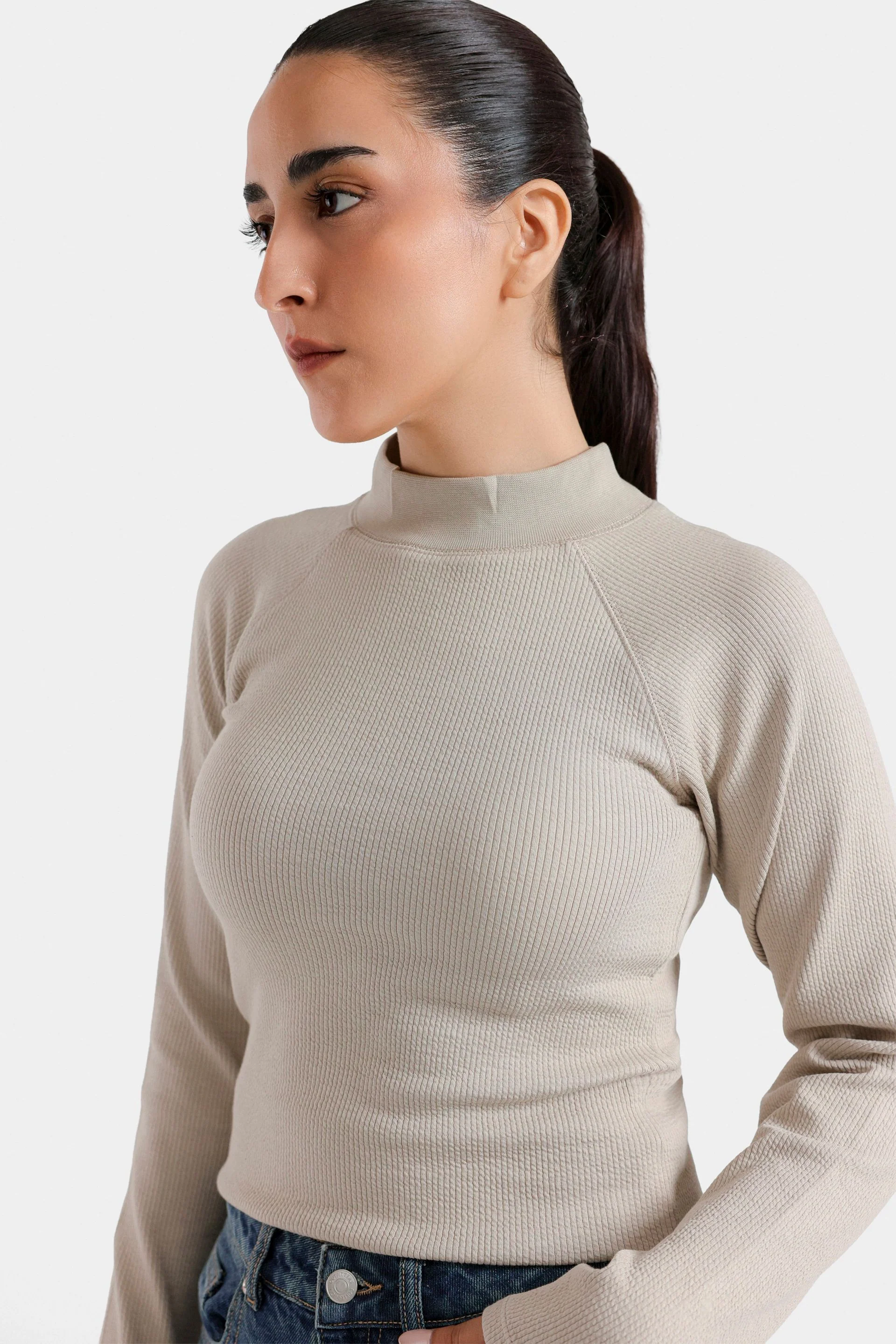 Raglan Sleeves T-Shirt - Image 9