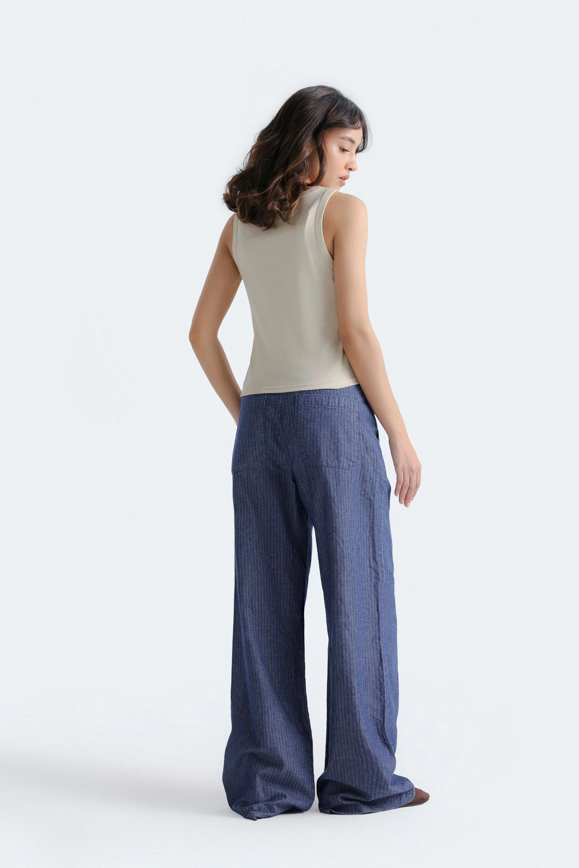 Basic Tank Top - Image 4