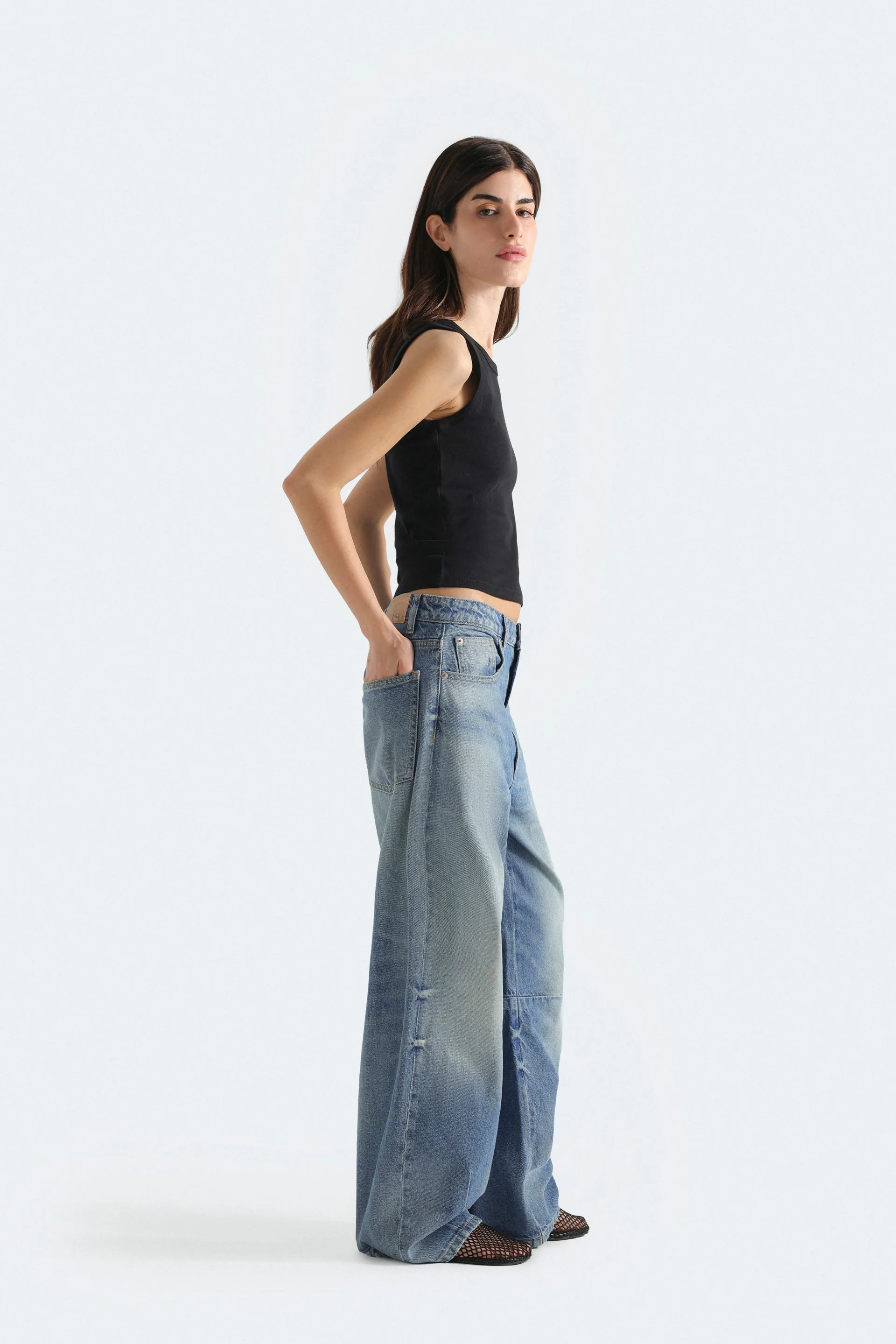 Basic Tank Top - Image 9