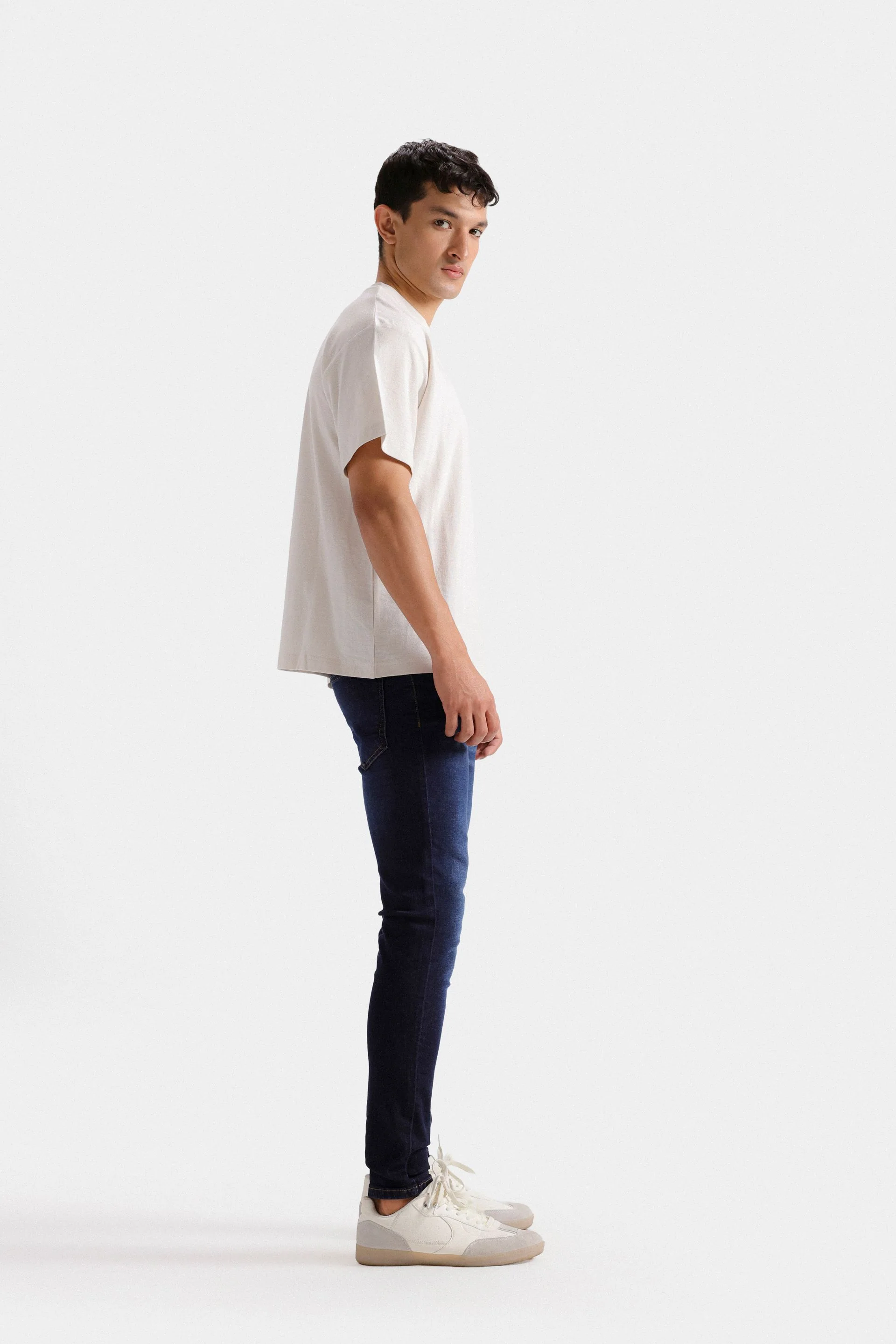 Basic Textured T-Shirt - Image 10