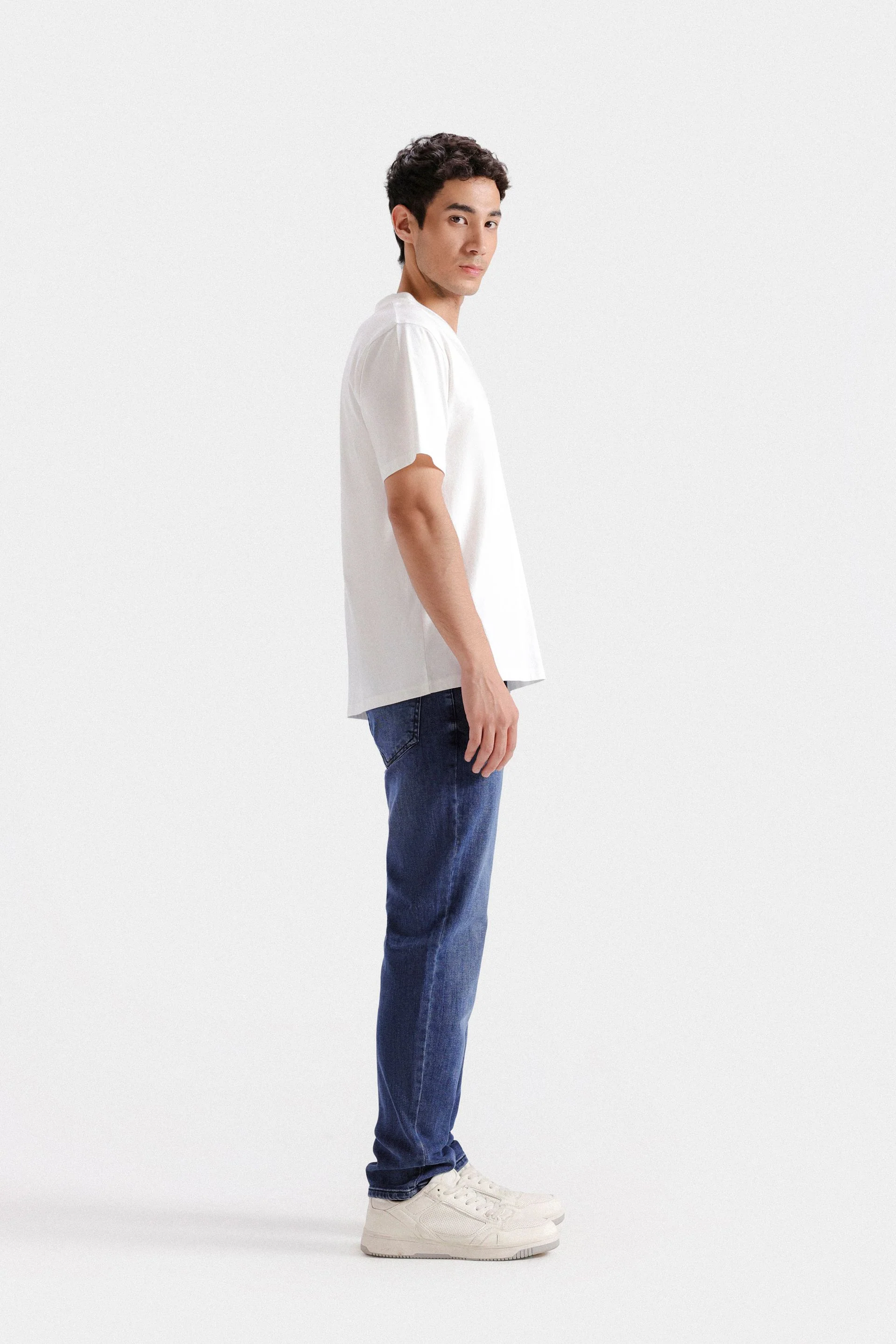 Basic V Neck T-shirt - Image 12