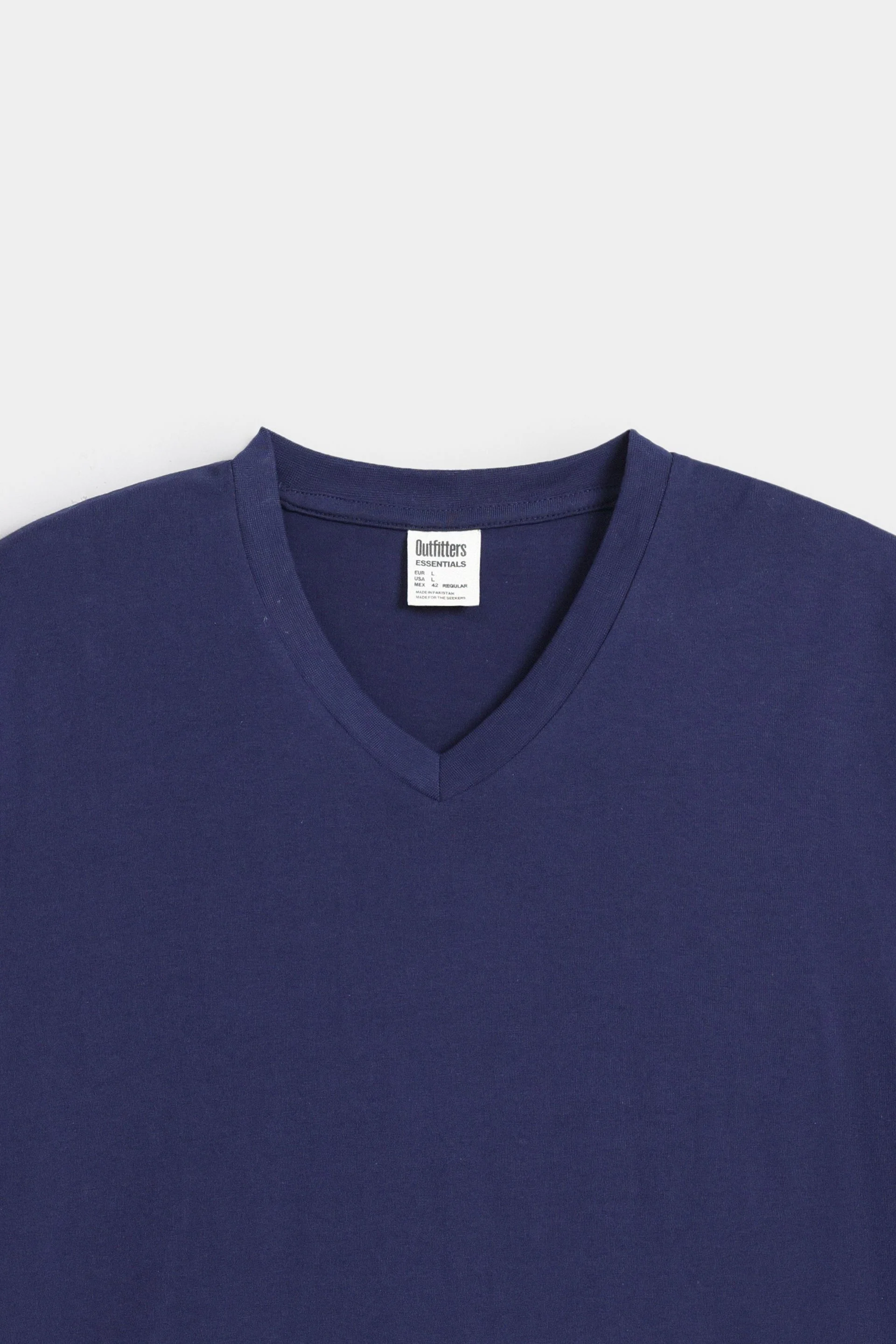 Basic V Neck T-shirt - Image 22