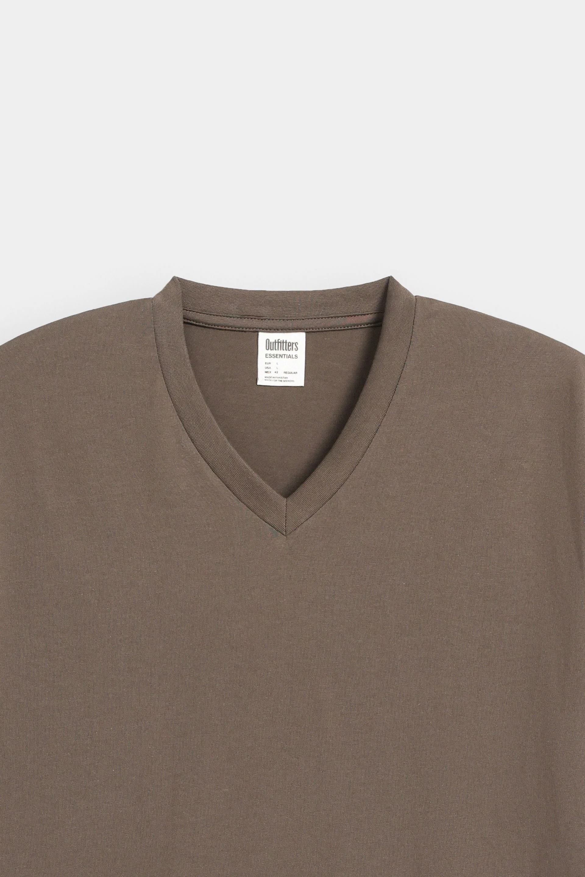 Basic V Neck T-shirt - Image 8