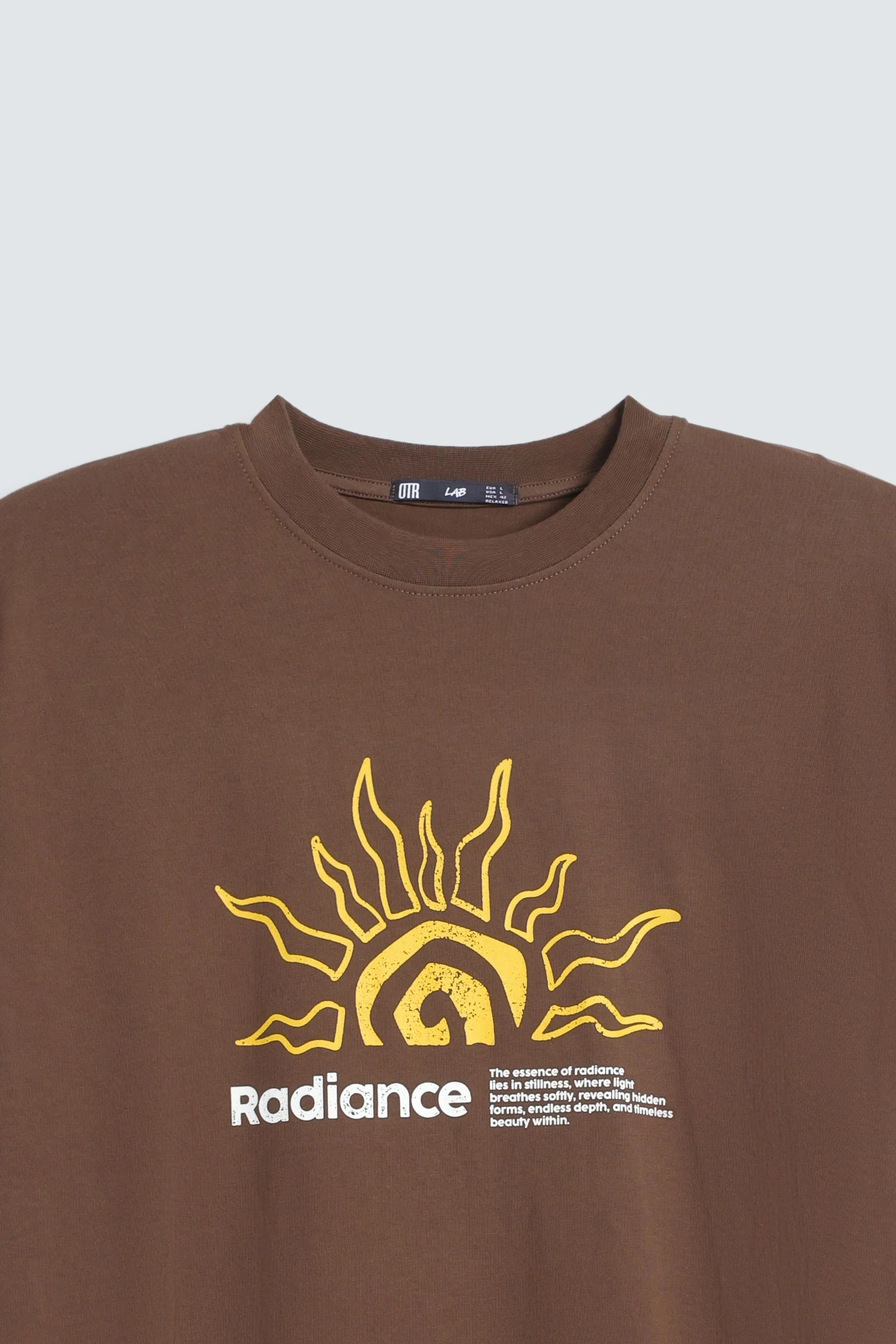 Graphic T-Shirt With Label Patch - Image 14