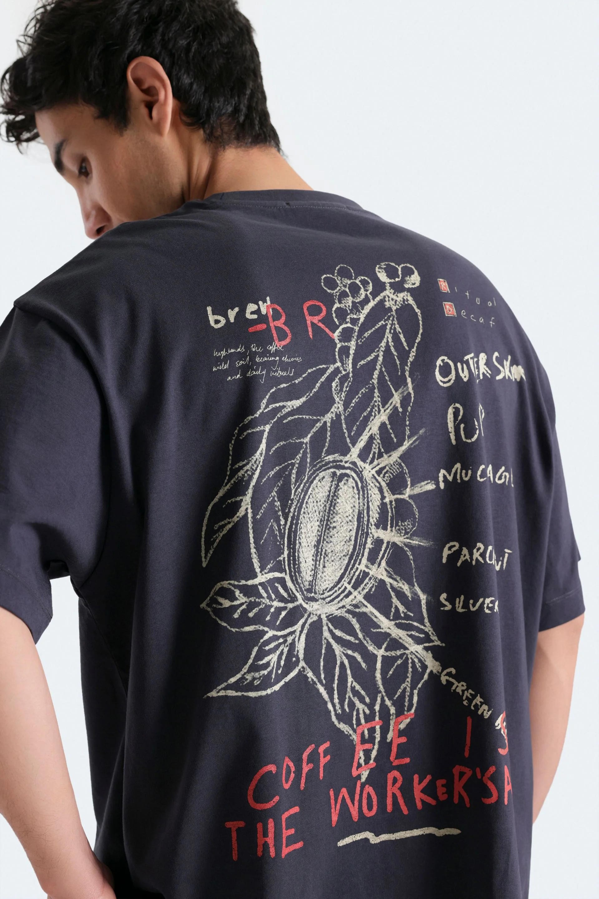 Cropped Graphic T-Shirt - Image 4