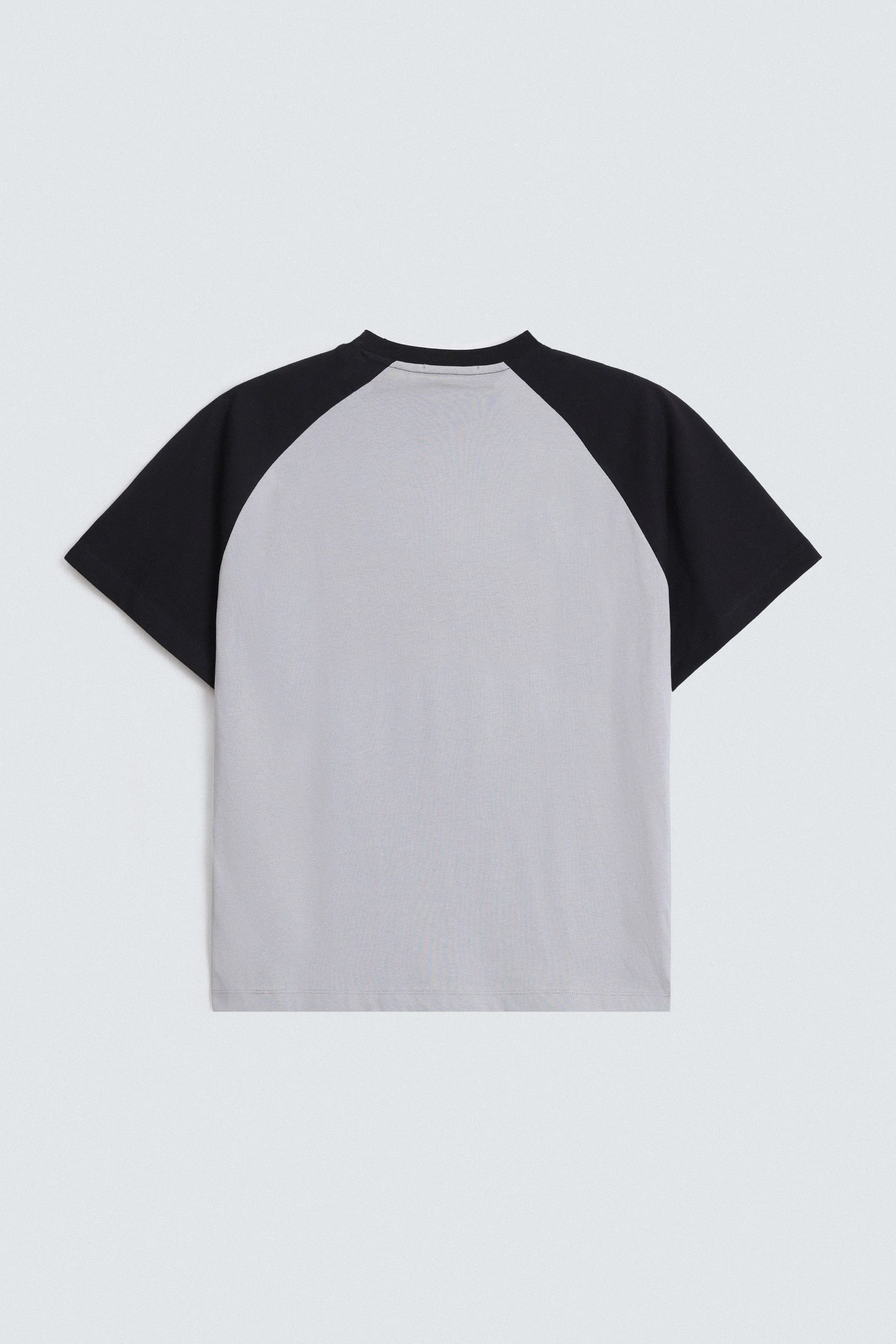 Color-Block Slogan Print T-Shirt - Image 14