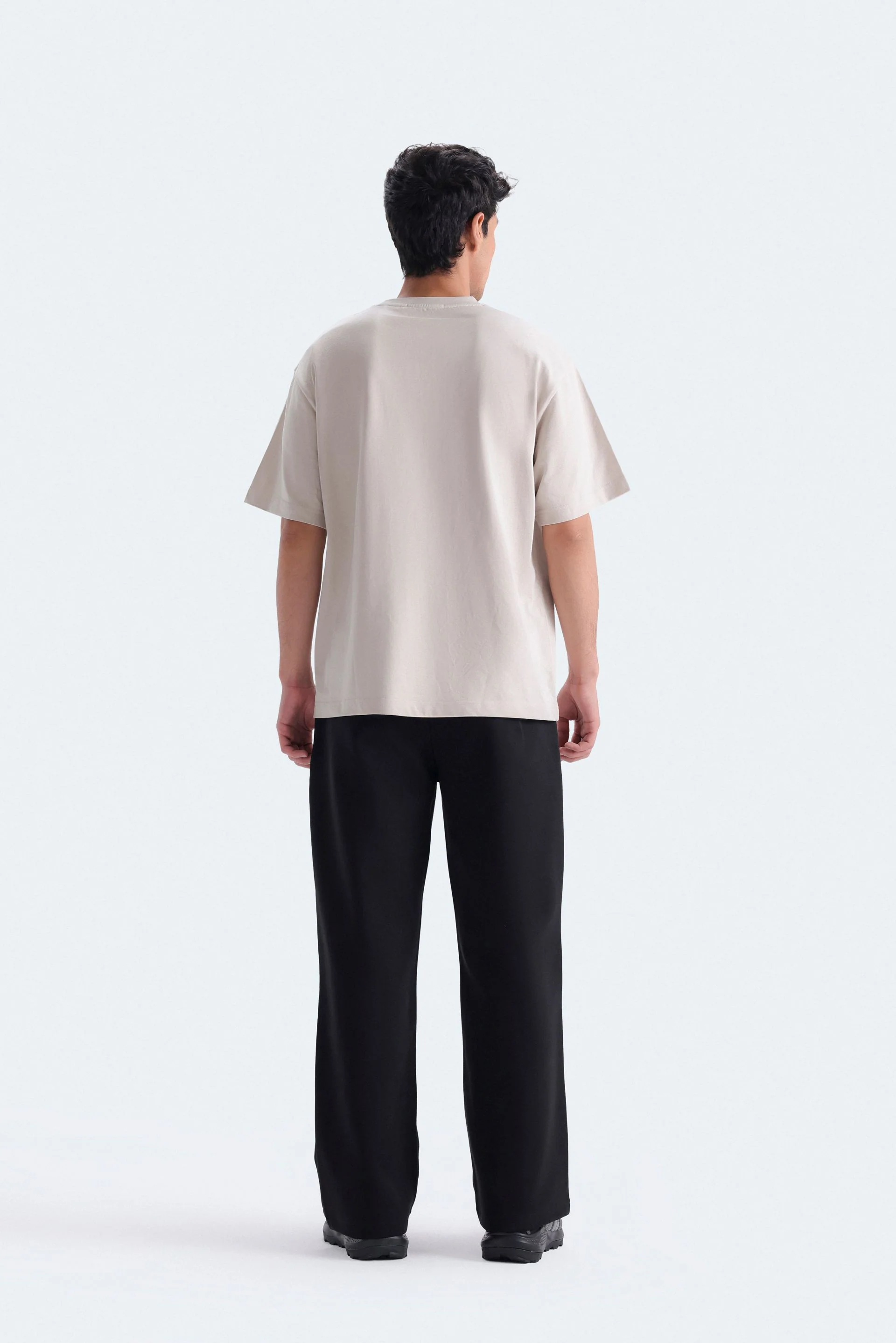 Basic Crew Neck T-Shirt - Image 10
