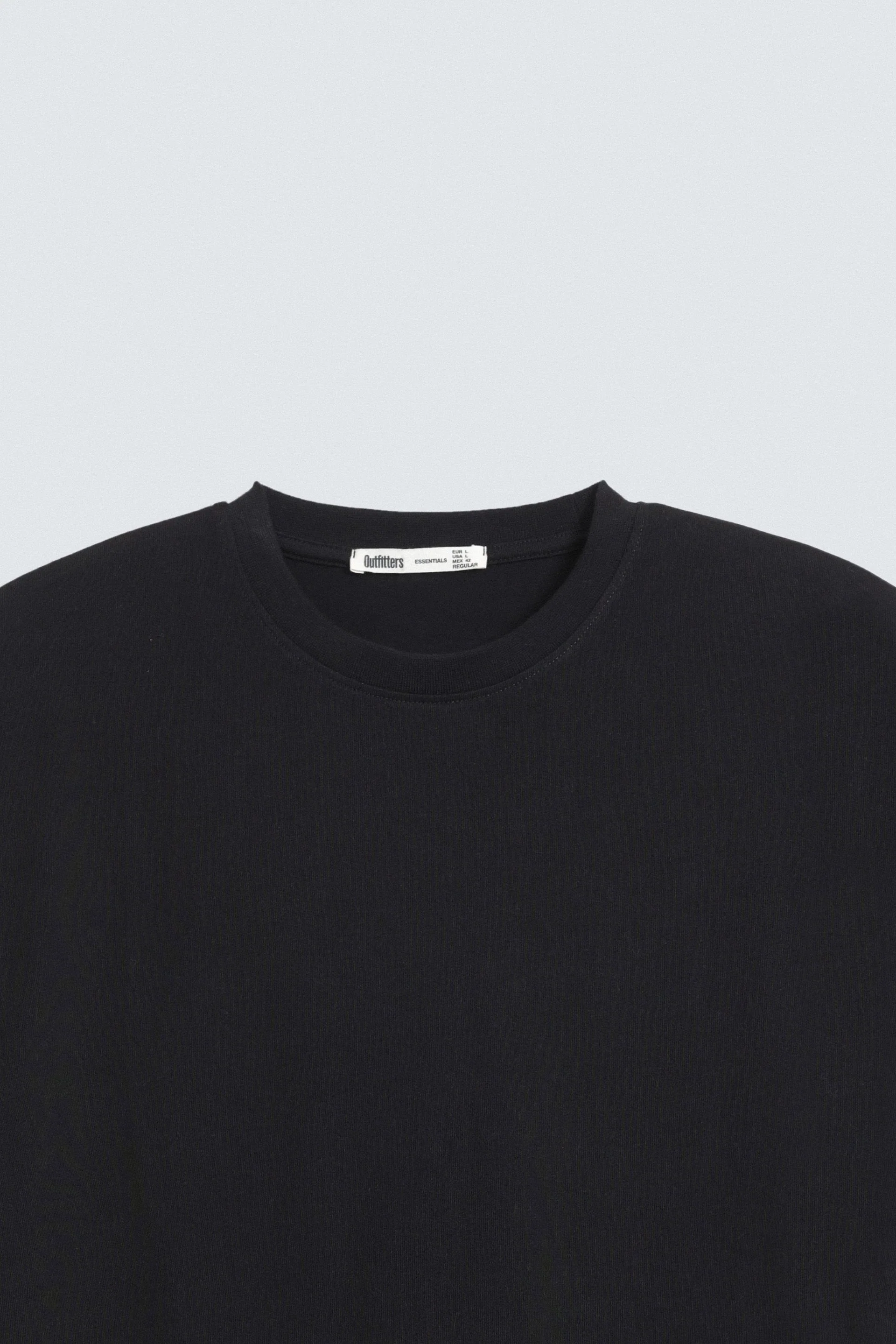 Basic Crew Neck T-Shirt - Image 16