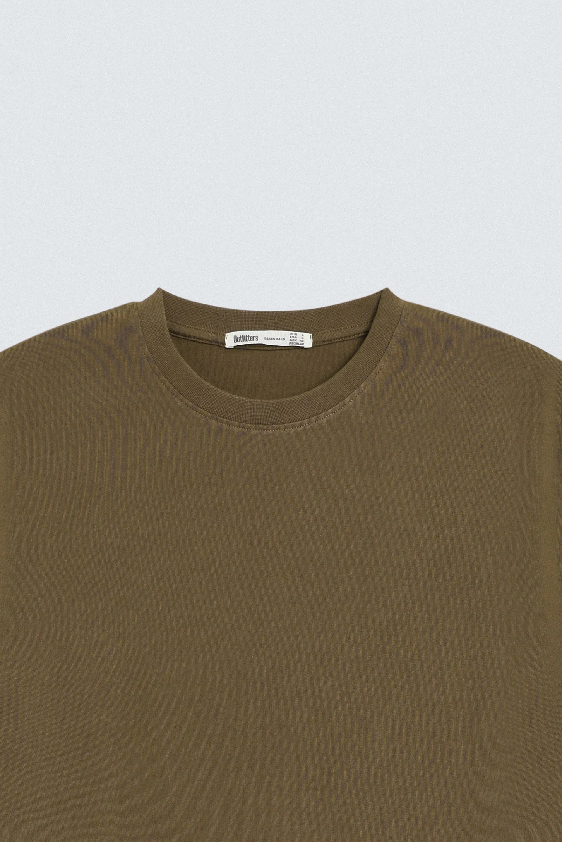 Basic Crew Neck T-Shirt - Image 23
