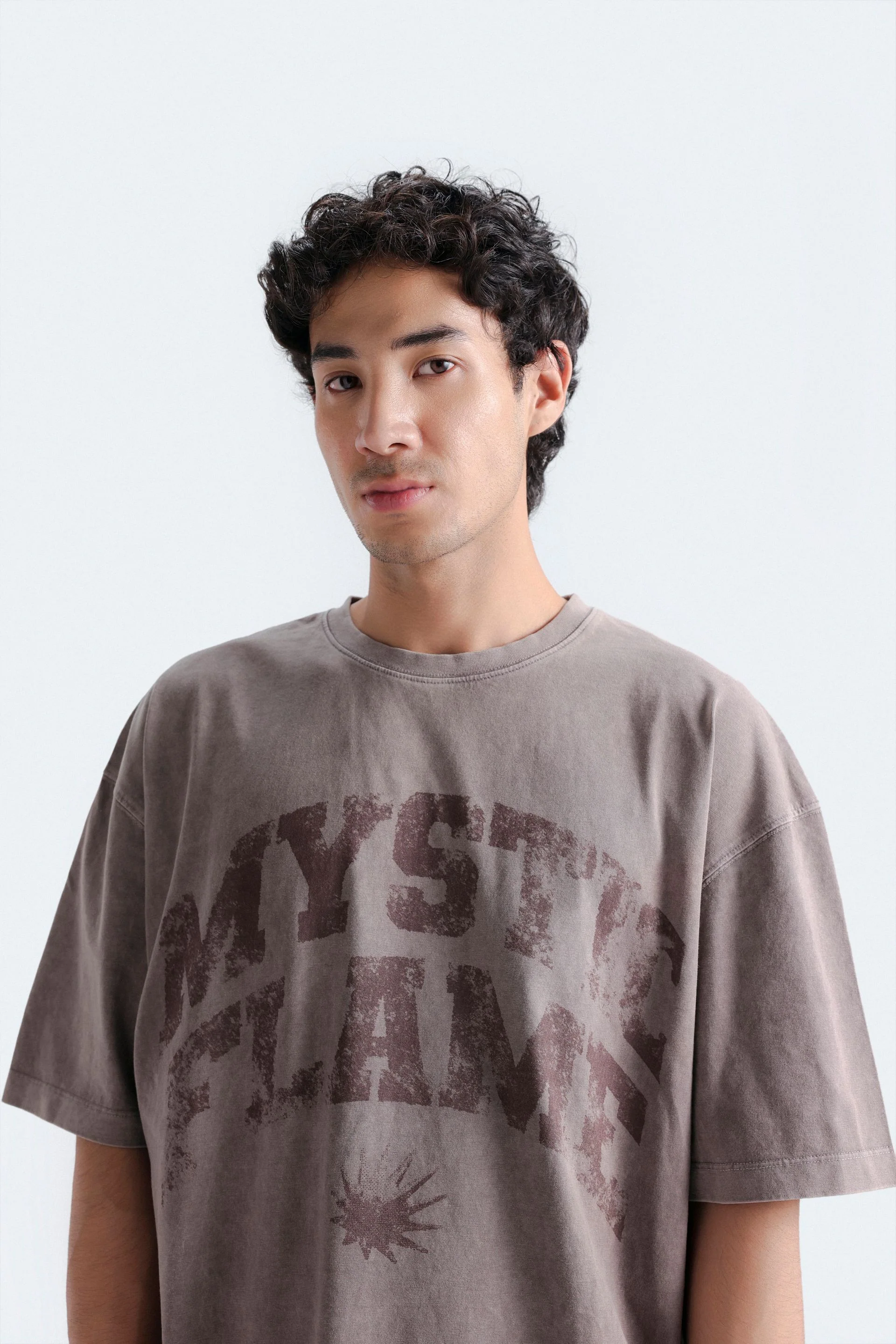Cropped Slogan Print T-Shirt - Image 9