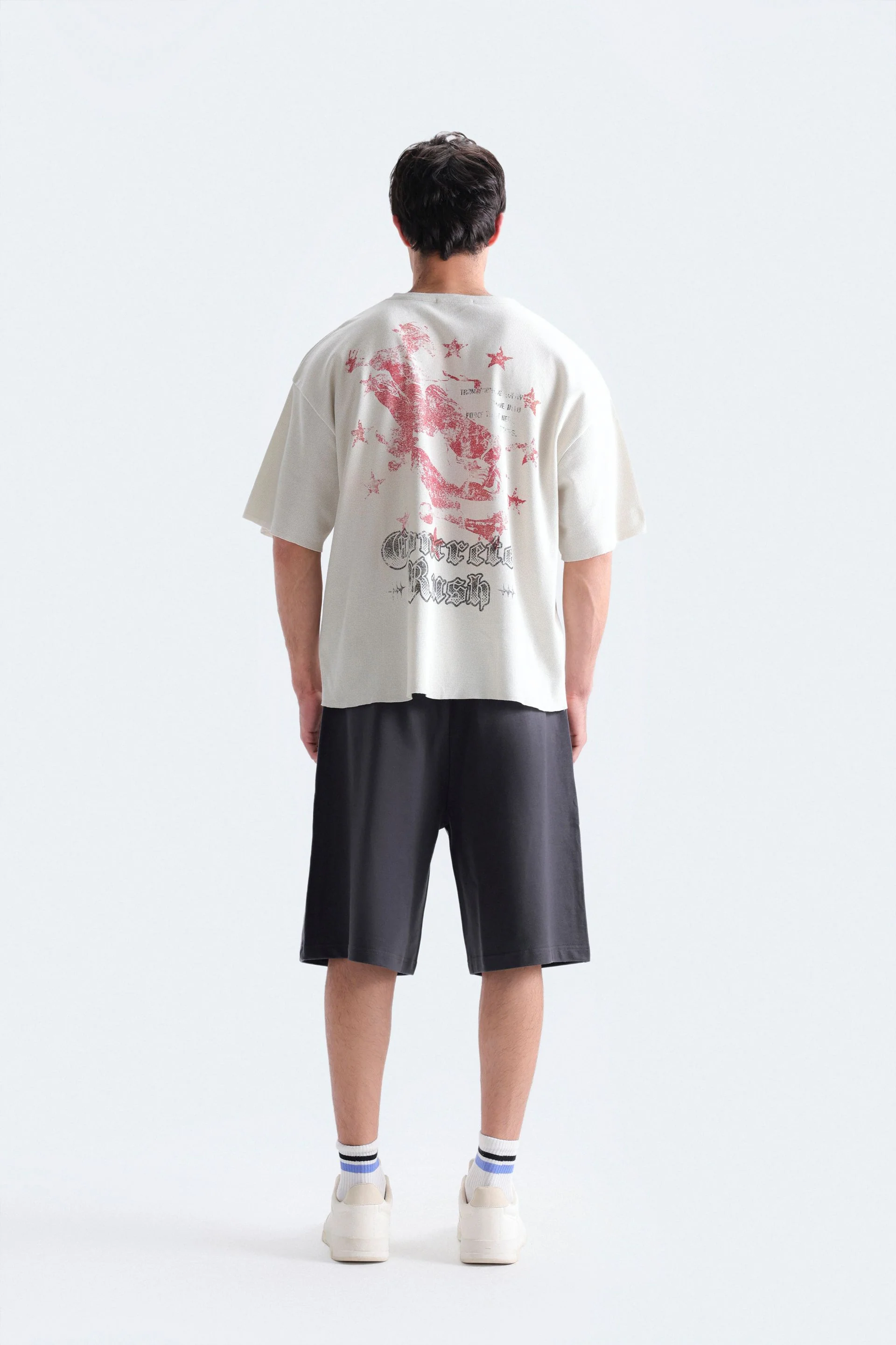 Cropped Graphic T-Shirt - Image 4