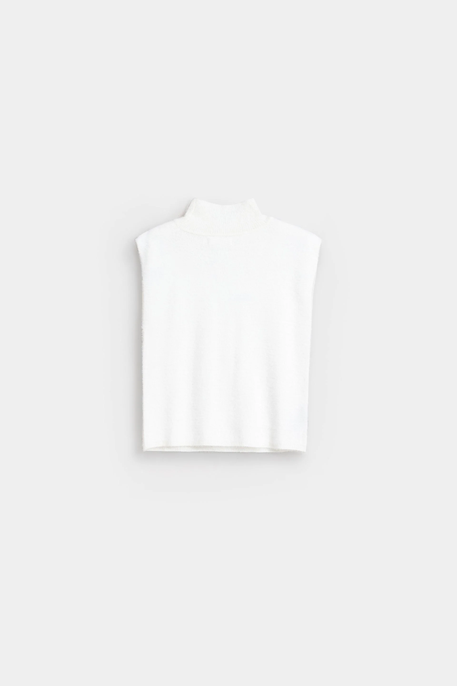 Funnel Neck Sleeveless Sweater - Image 17