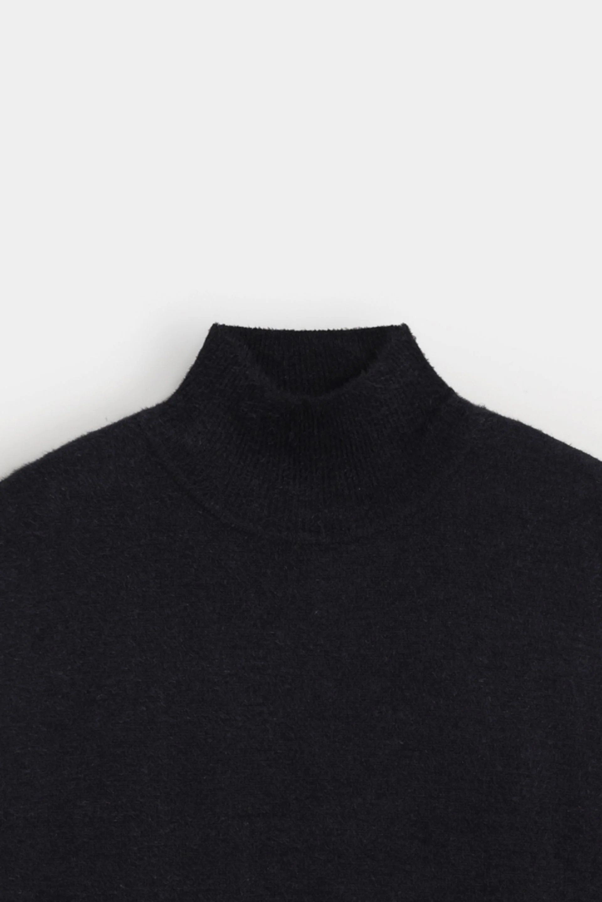 Funnel Neck Sleeveless Sweater - Image 9
