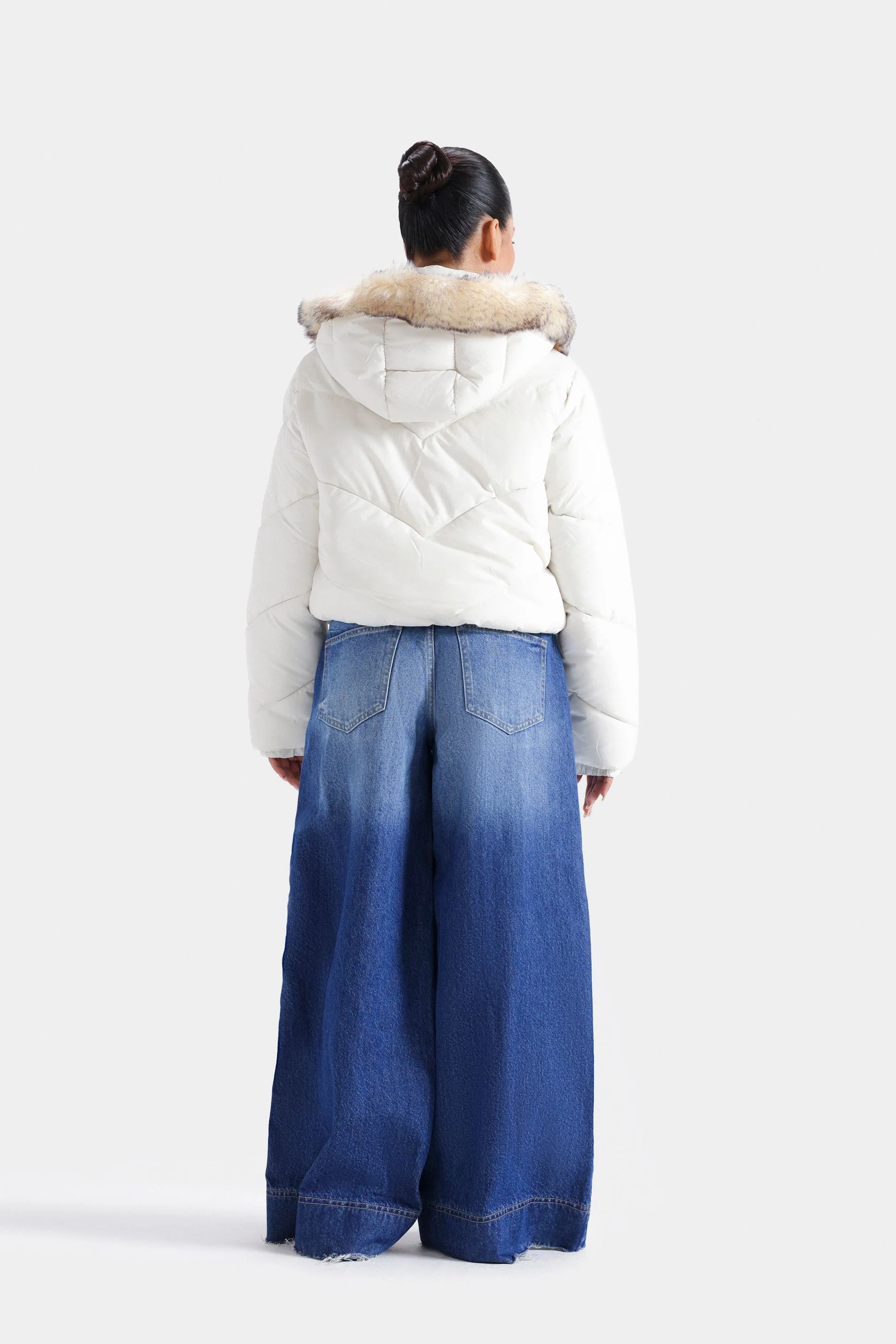 Quilted Puffer Jacket With Fur Hood - Image 11